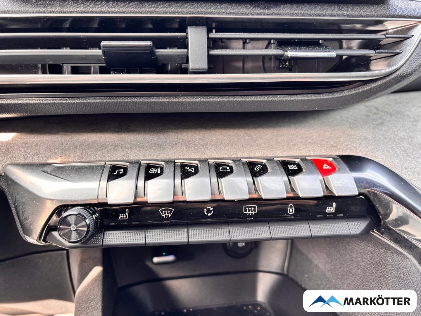 Fahrzeugabbildung Peugeot 5008 GT Hybrid 7-Sitzer ACC/BLIS/CAM/LED/SHZ