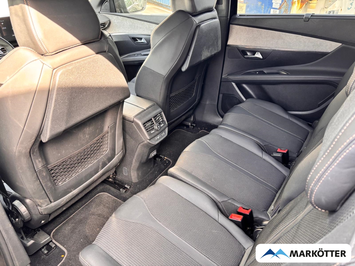 Fahrzeugabbildung Peugeot 5008 GT Hybrid 7-Sitzer ACC/BLIS/CAM/LED/SHZ