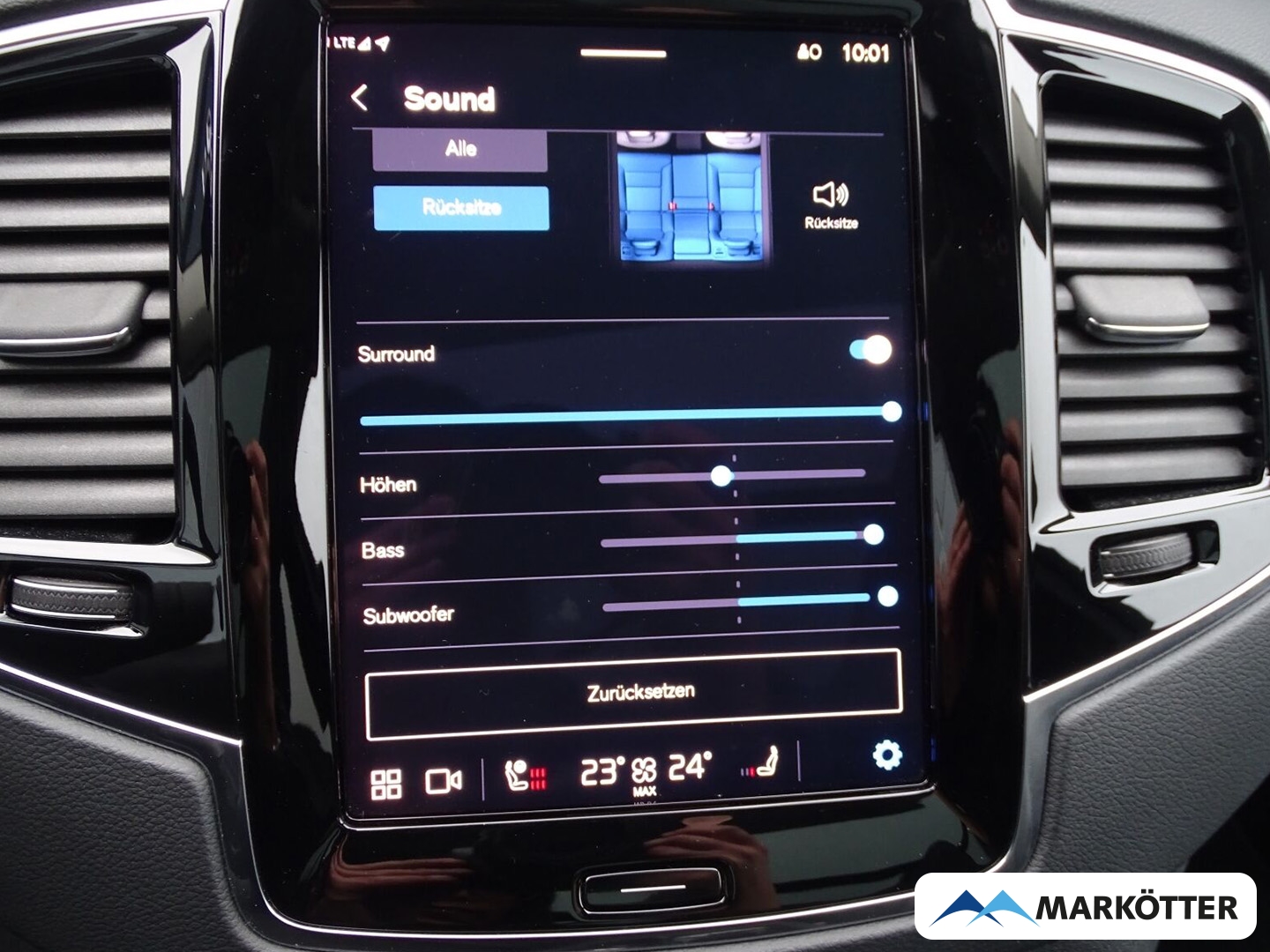 Fahrzeugabbildung Volvo XC90 Plus Dark Recharge Plug-In Hybrid AWD 7-Sitzer/SHZ/LHZ/BLIS