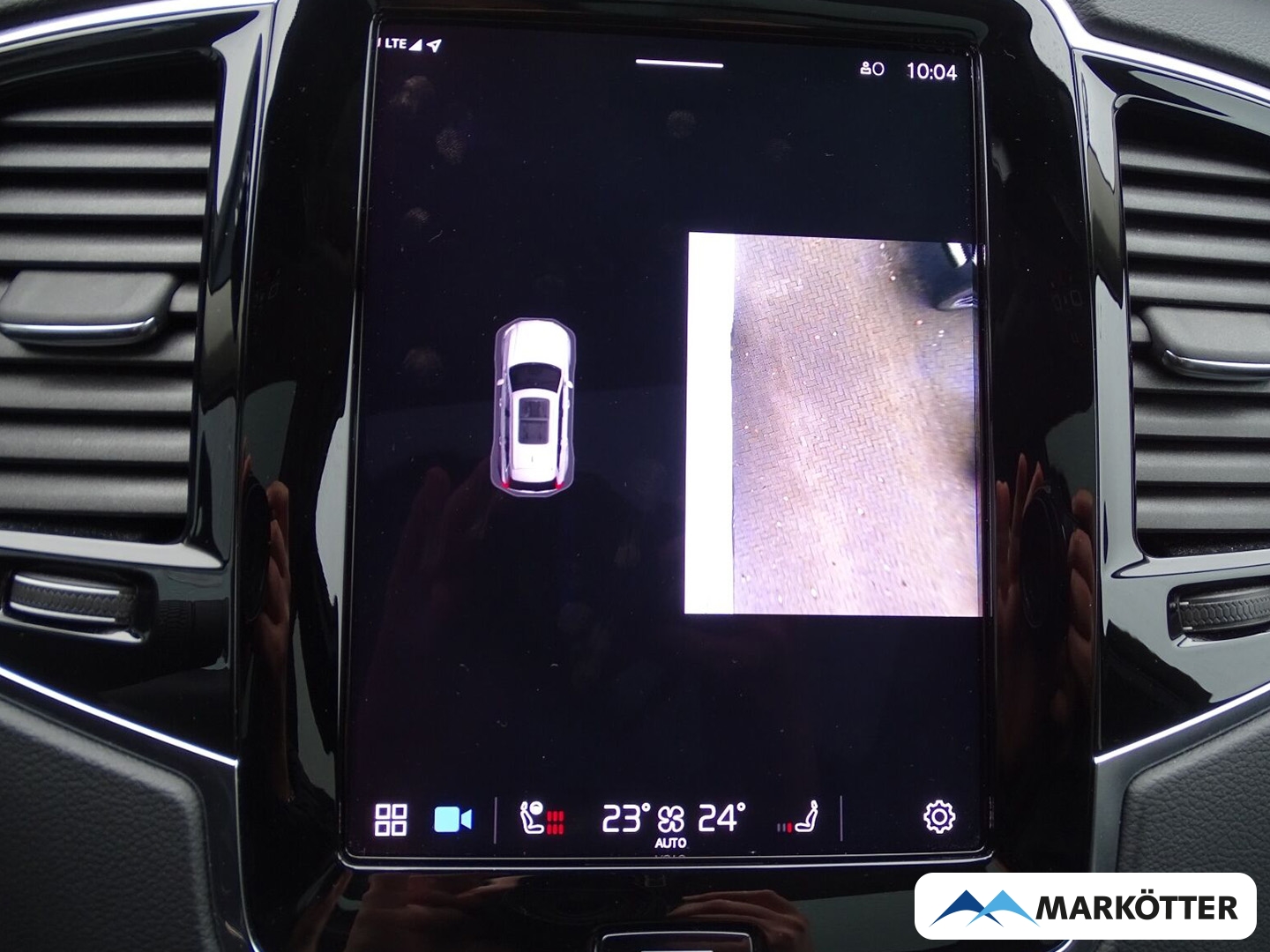 Fahrzeugabbildung Volvo XC90 Plus Dark Recharge Plug-In Hybrid AWD 7-Sitzer/SHZ/LHZ/BLIS