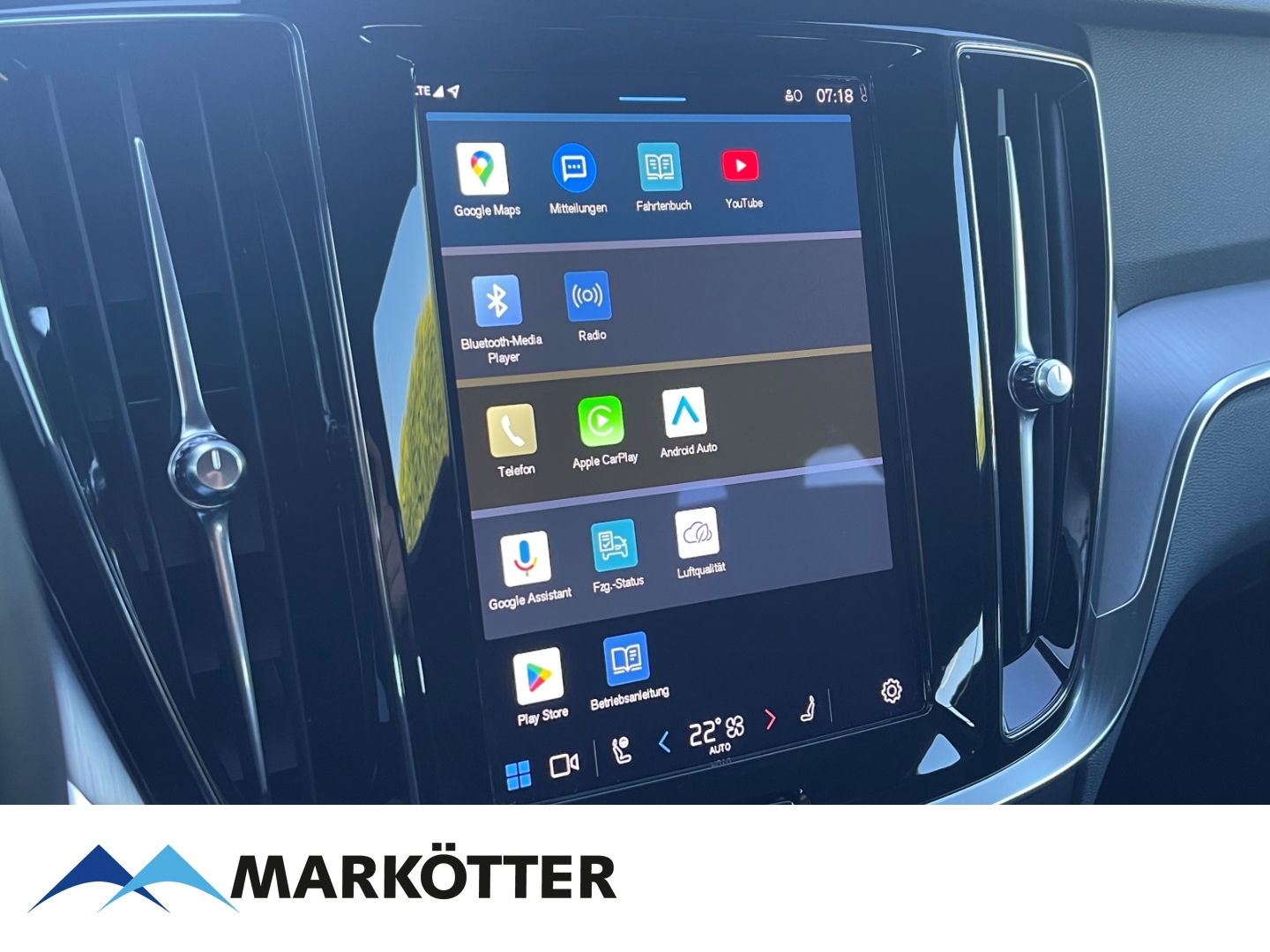 Fahrzeugabbildung Volvo V60 T6 AWD Recharge Core/Kamera/Lenkrhz/GOOGLE