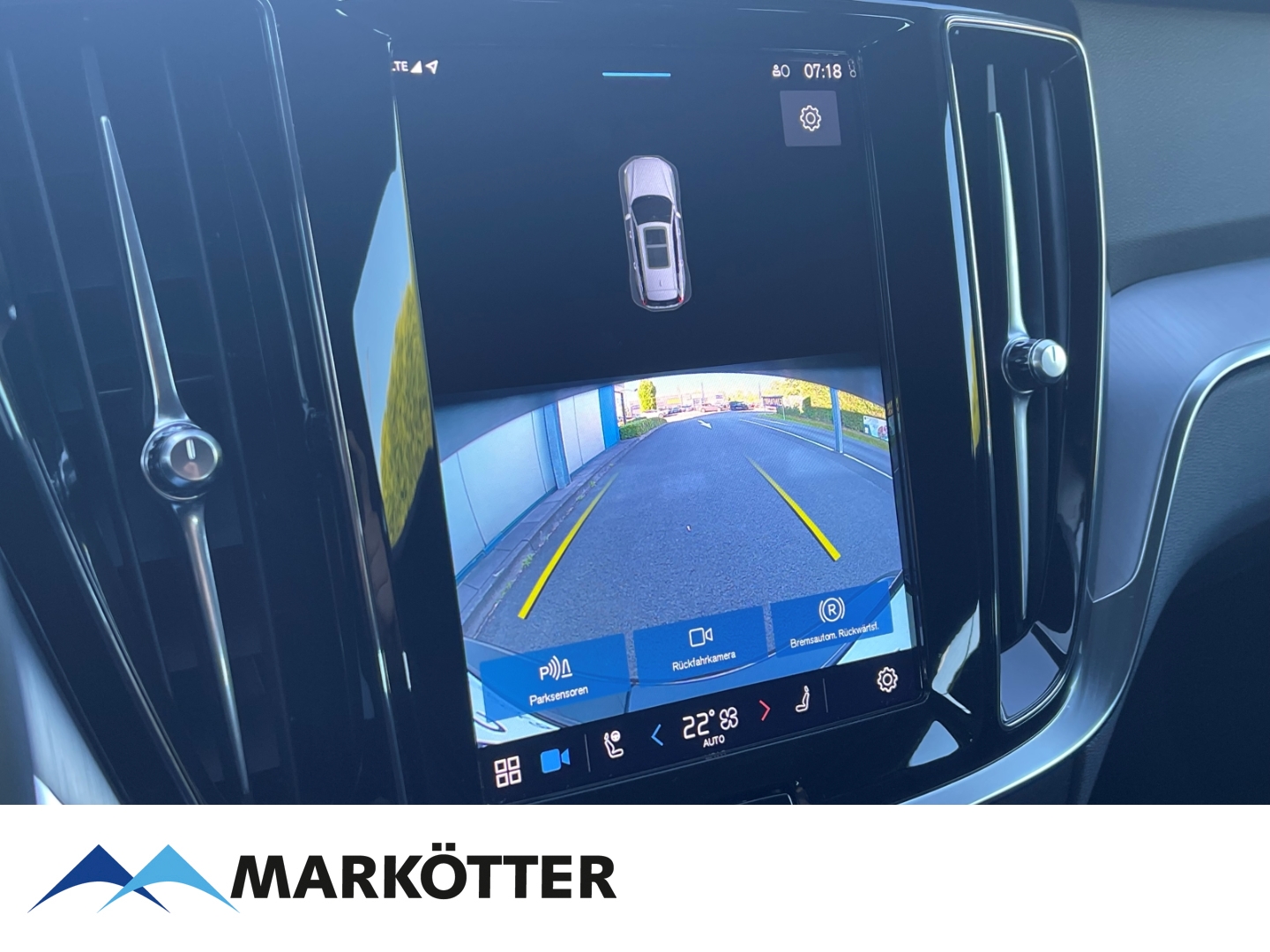 Fahrzeugabbildung Volvo V60 T6 AWD Recharge Core/Kamera/Lenkrhz/GOOGLE