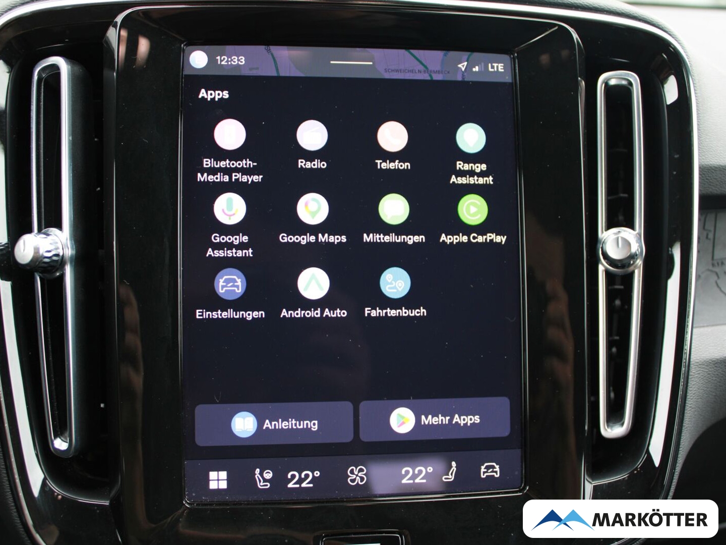 Fahrzeugabbildung Volvo XC40 Plus Recharge Pure Electric 2WD/NAVI/PDC/