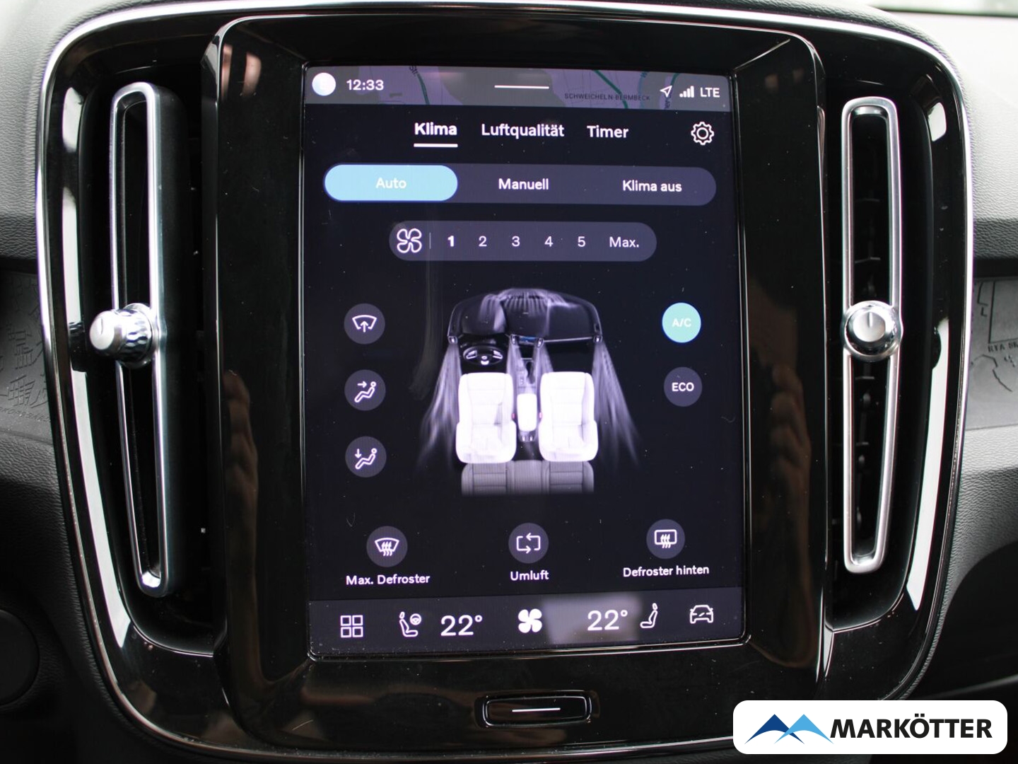Fahrzeugabbildung Volvo XC40 Plus Recharge Pure Electric 2WD/NAVI/PDC/
