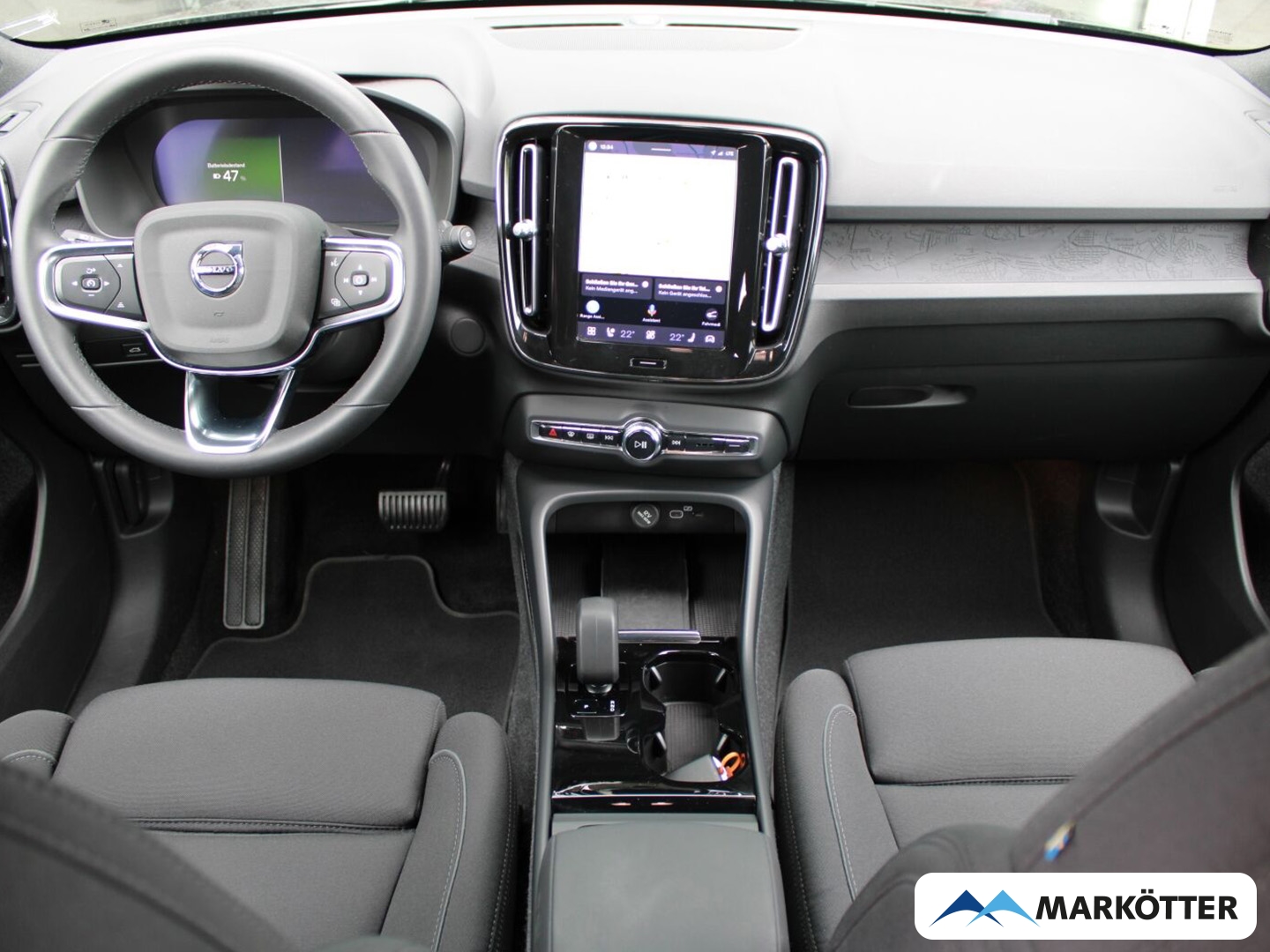 Fahrzeugabbildung Volvo XC40 Plus Recharge Pure Electric 2WD/NAVI/PDC/
