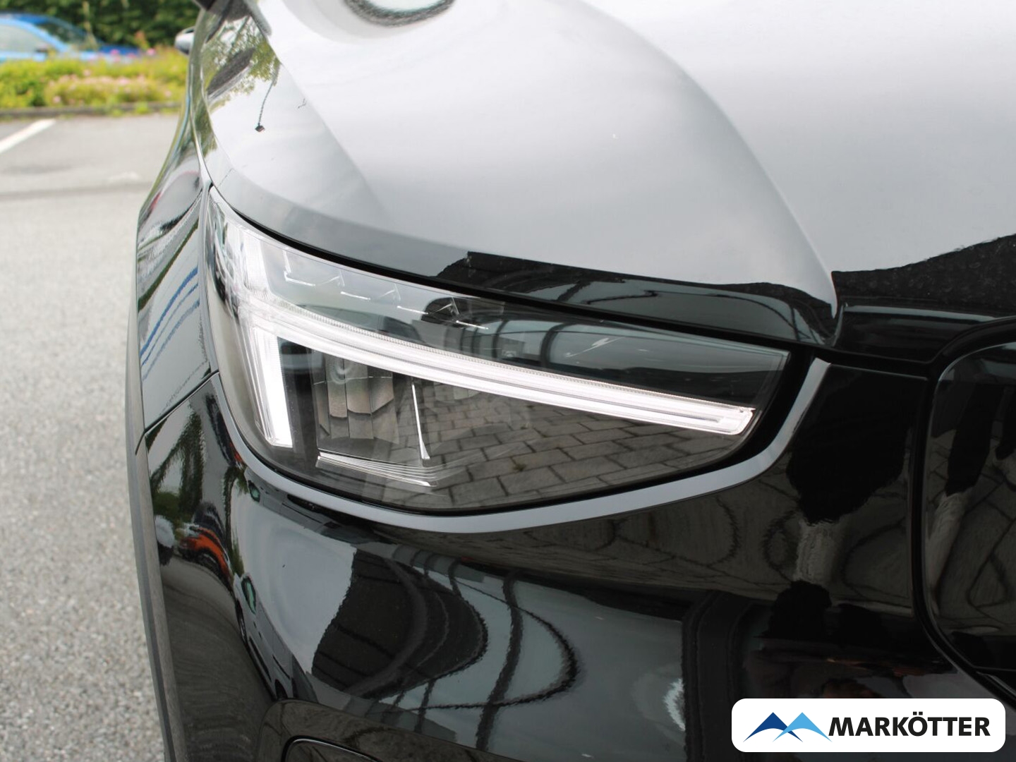 Fahrzeugabbildung Volvo XC40 Plus Recharge Pure Electric 2WD/NAVI/PDC/