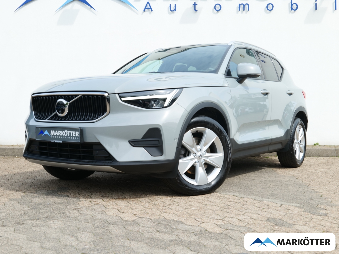 Fahrzeugabbildung Volvo XC40 B3 AHK/360CAM/Pilot/Google/SHZ/LHZ