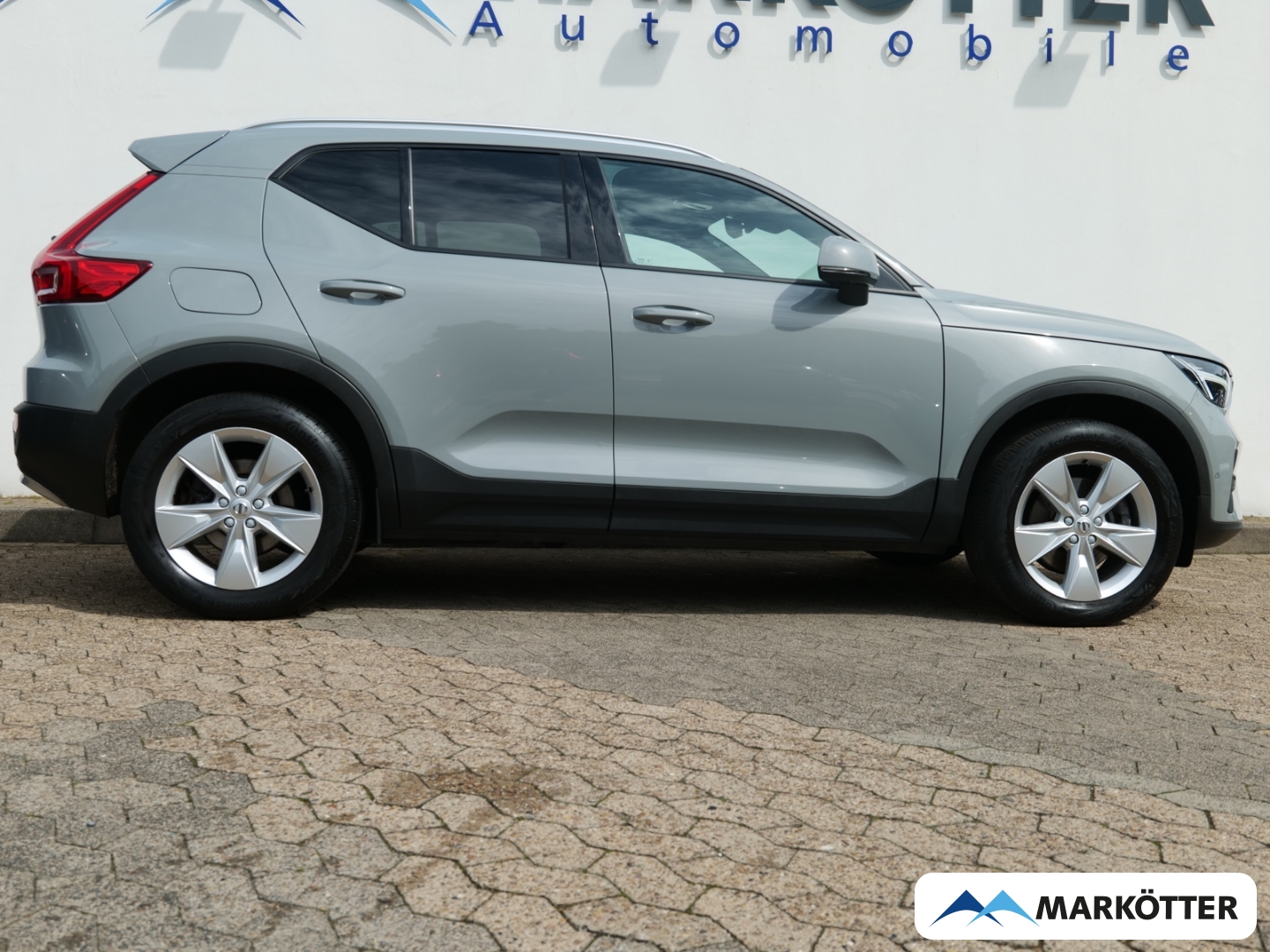 Fahrzeugabbildung Volvo XC40 B3 AHK/360CAM/Pilot/Google/SHZ/LHZ