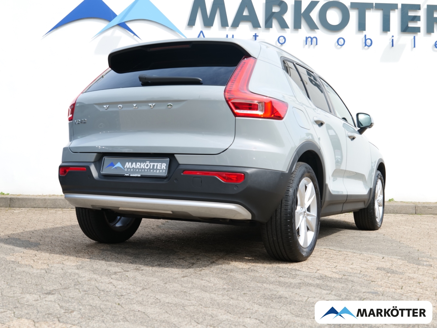 Fahrzeugabbildung Volvo XC40 B3 AHK/360CAM/Pilot/Google/SHZ/LHZ