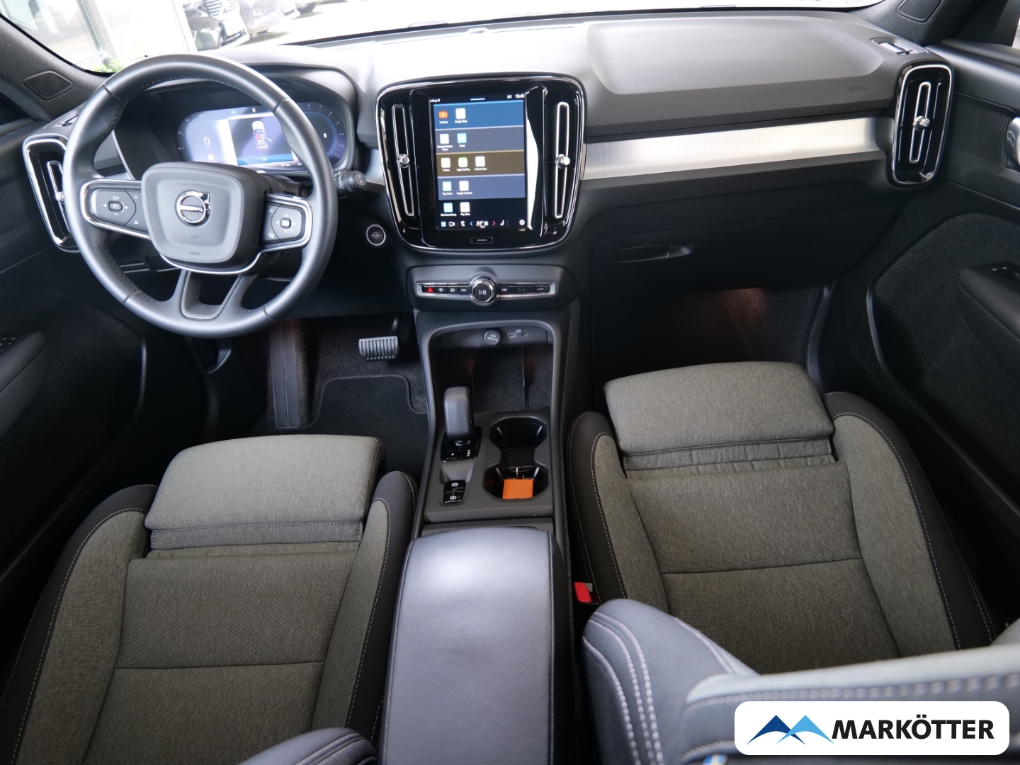 Fahrzeugabbildung Volvo XC40 B3 AHK/360CAM/Pilot/Google/SHZ/LHZ