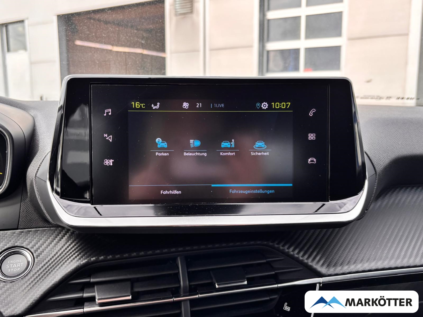 Fahrzeugabbildung Peugeot 2008 e- Active Elektro 136 TEMP/PDC/CAM/DAB+
