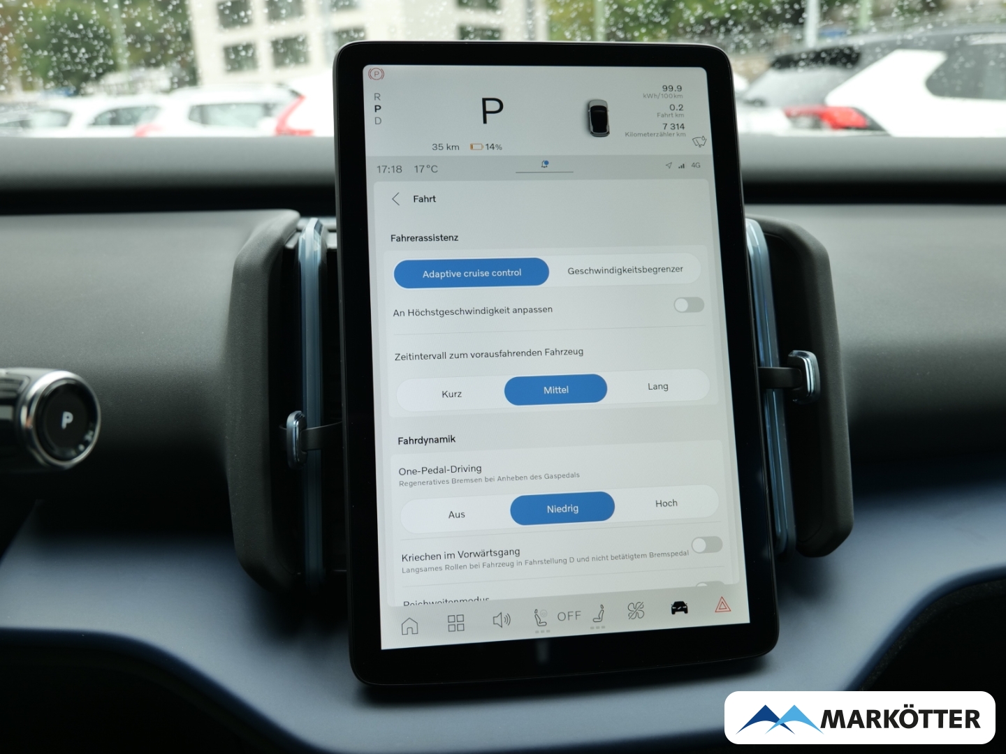 Fahrzeugabbildung Volvo EX30 Single Motor ext. Range Android/Apple/BLIS