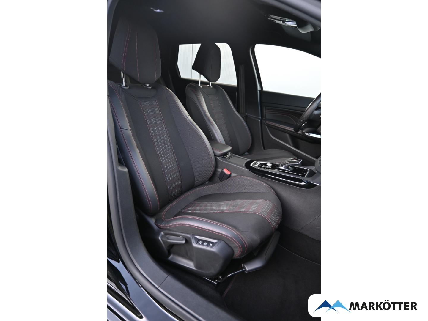 Fahrzeugabbildung Peugeot 308 Allure 1.2 GT/Massage/ACC/DAB/Keyless/Kamera