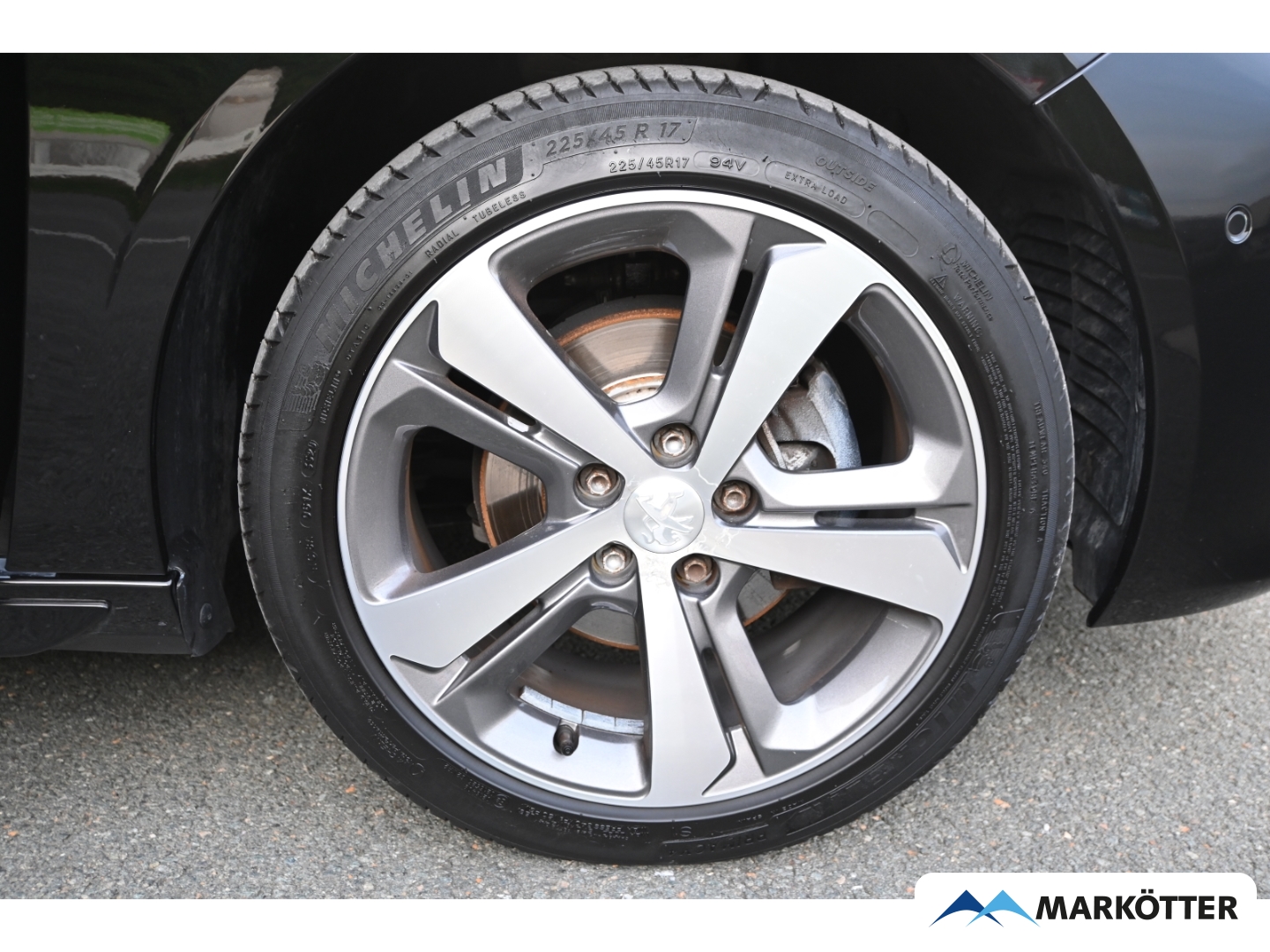 Fahrzeugabbildung Peugeot 308 Allure 1.2 GT/Massage/ACC/DAB/Keyless/Kamera