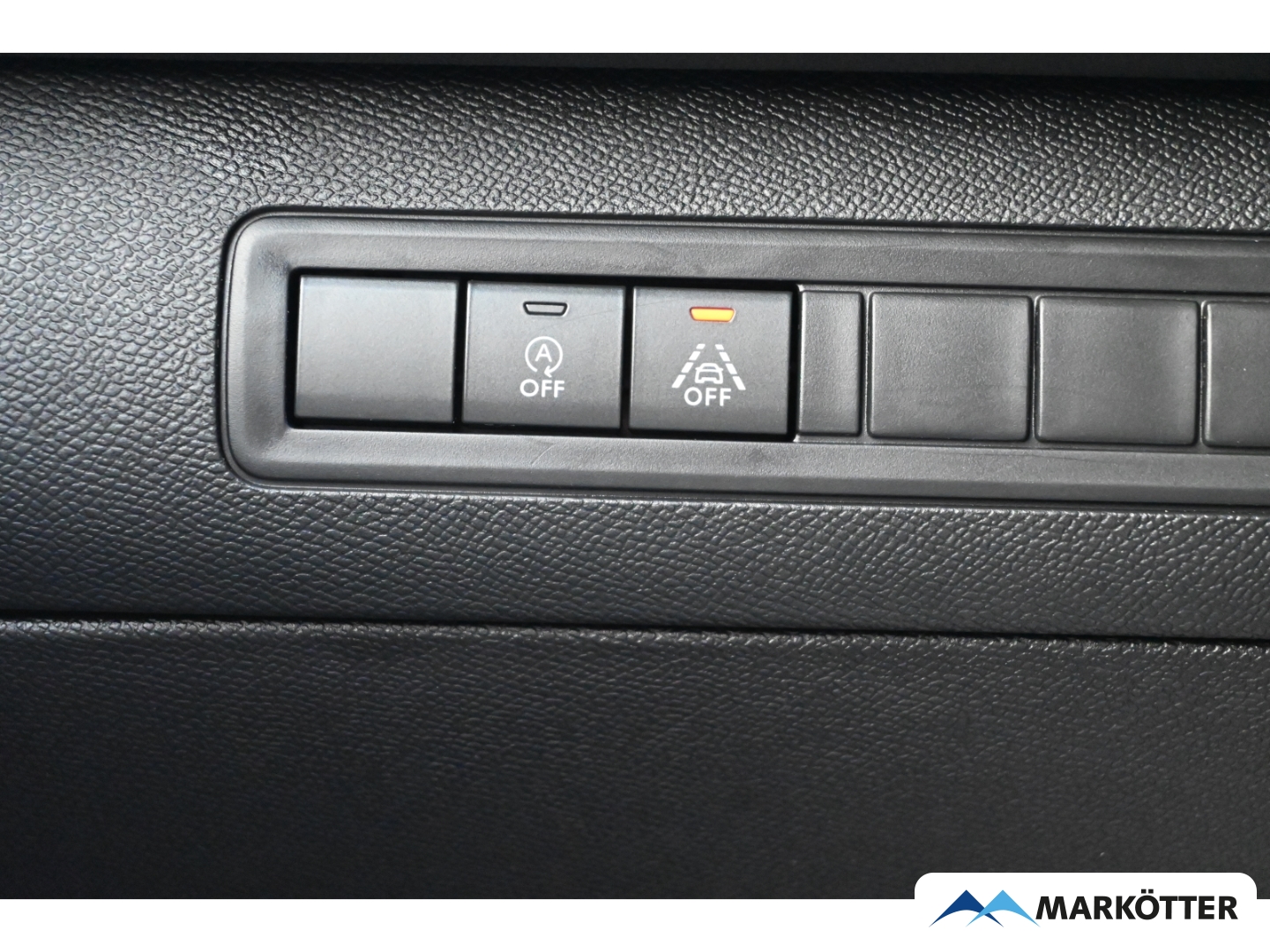 Fahrzeugabbildung Peugeot 308 Allure 1.2 GT/Massage/ACC/DAB/Keyless/Kamera