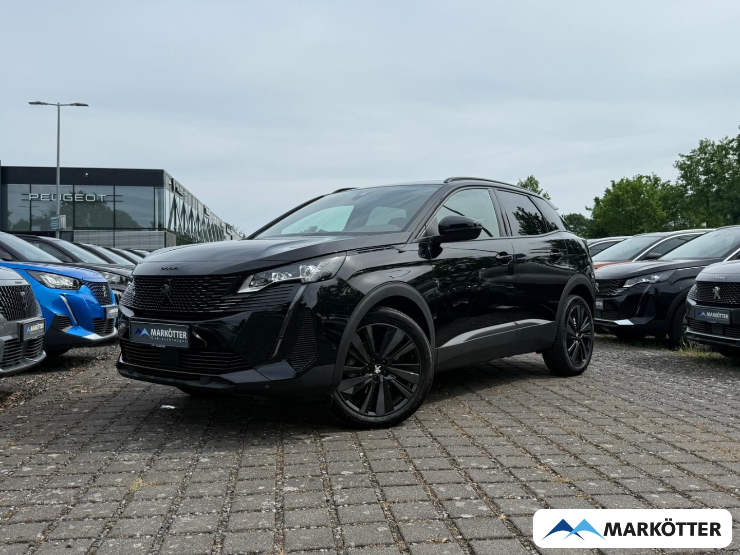Fahrzeugabbildung Peugeot 3008 GT ACC/BLIS//CARPLY/360CAM/PANO/NAVI