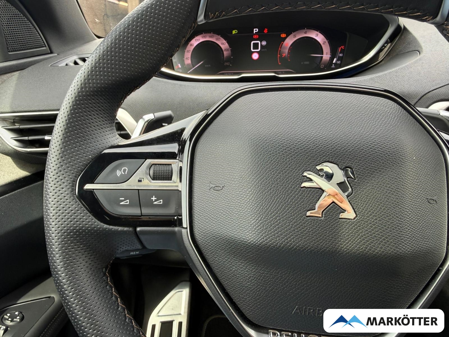 Fahrzeugabbildung Peugeot 3008 GT ACC/BLIS//CARPLY/360CAM/PANO/NAVI