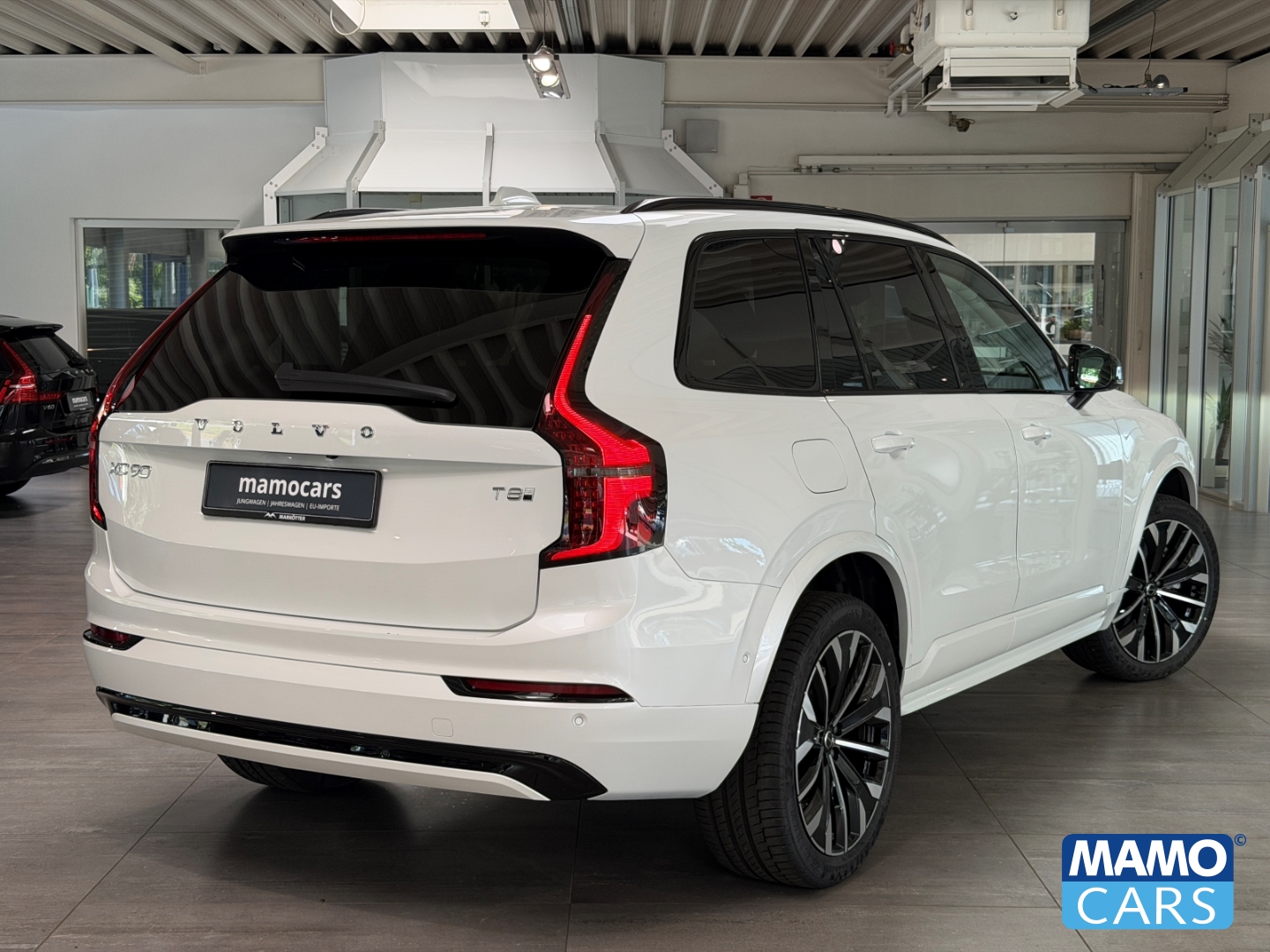Fahrzeugabbildung Volvo XC90 T8 AWD Plus Dark FACELIFT HUD/PANO/ACC/360°
