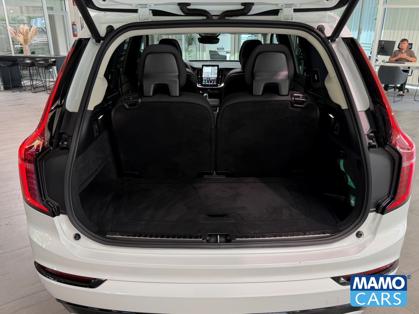 Fahrzeugabbildung Volvo XC90 T8 AWD Plus Dark FACELIFT HUD/PANO/ACC/360°