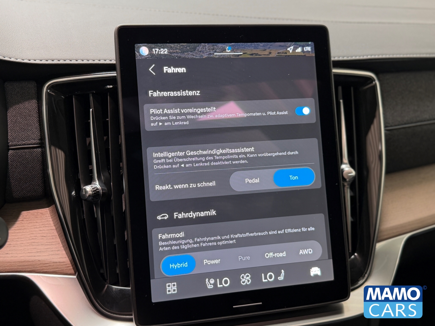 Fahrzeugabbildung Volvo XC90 T8 AWD Plus Dark FACELIFT HUD/PANO/ACC/360°
