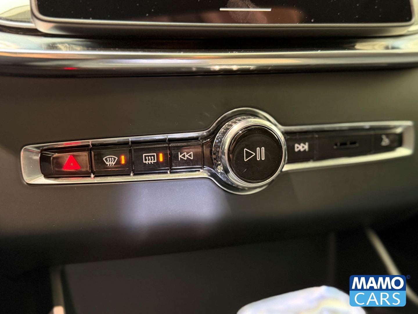 Fahrzeugabbildung Volvo XC90 T8 AWD Plus Dark FACELIFT HUD/PANO/ACC/360°