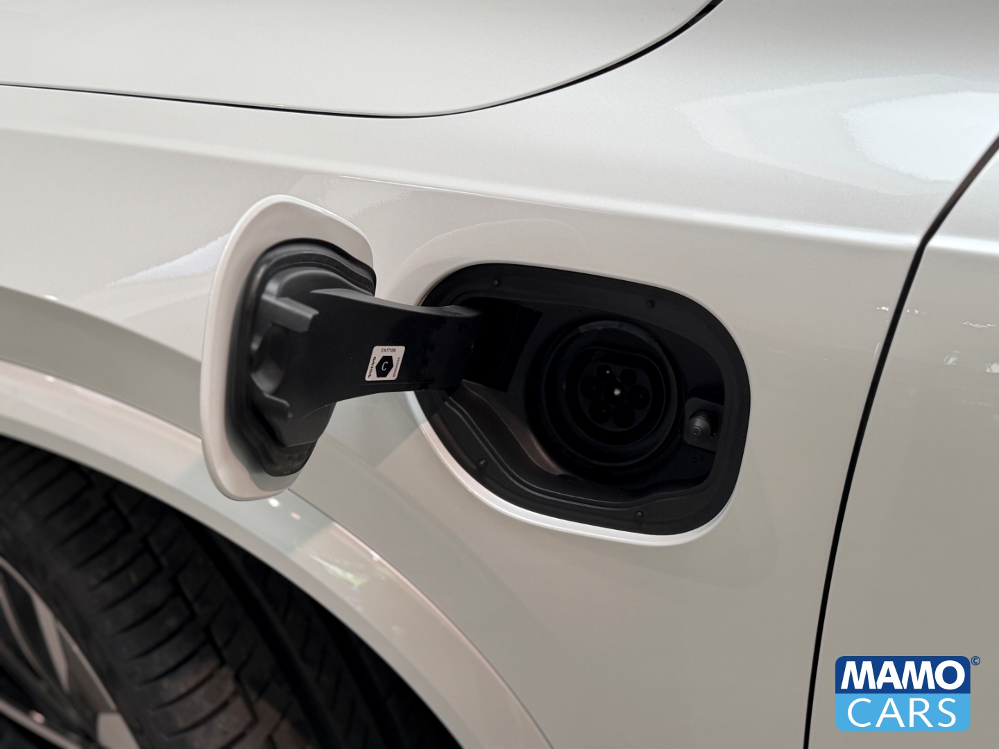 Fahrzeugabbildung Volvo XC90 T8 AWD Plus Dark FACELIFT HUD/PANO/ACC/360°