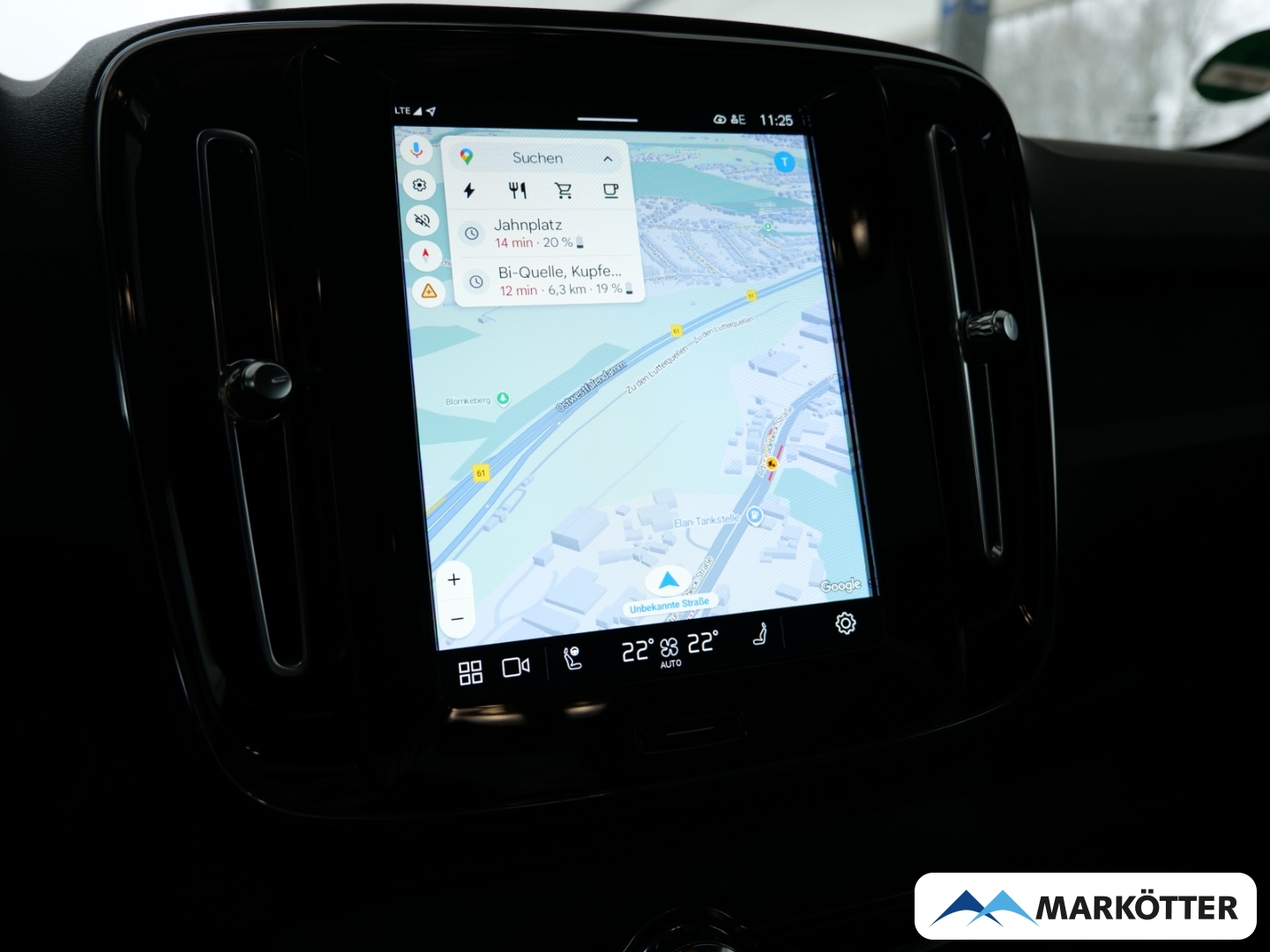 Fahrzeugabbildung Volvo C40 Recharge Single Motor PANO/CAM/Wärmepumpe