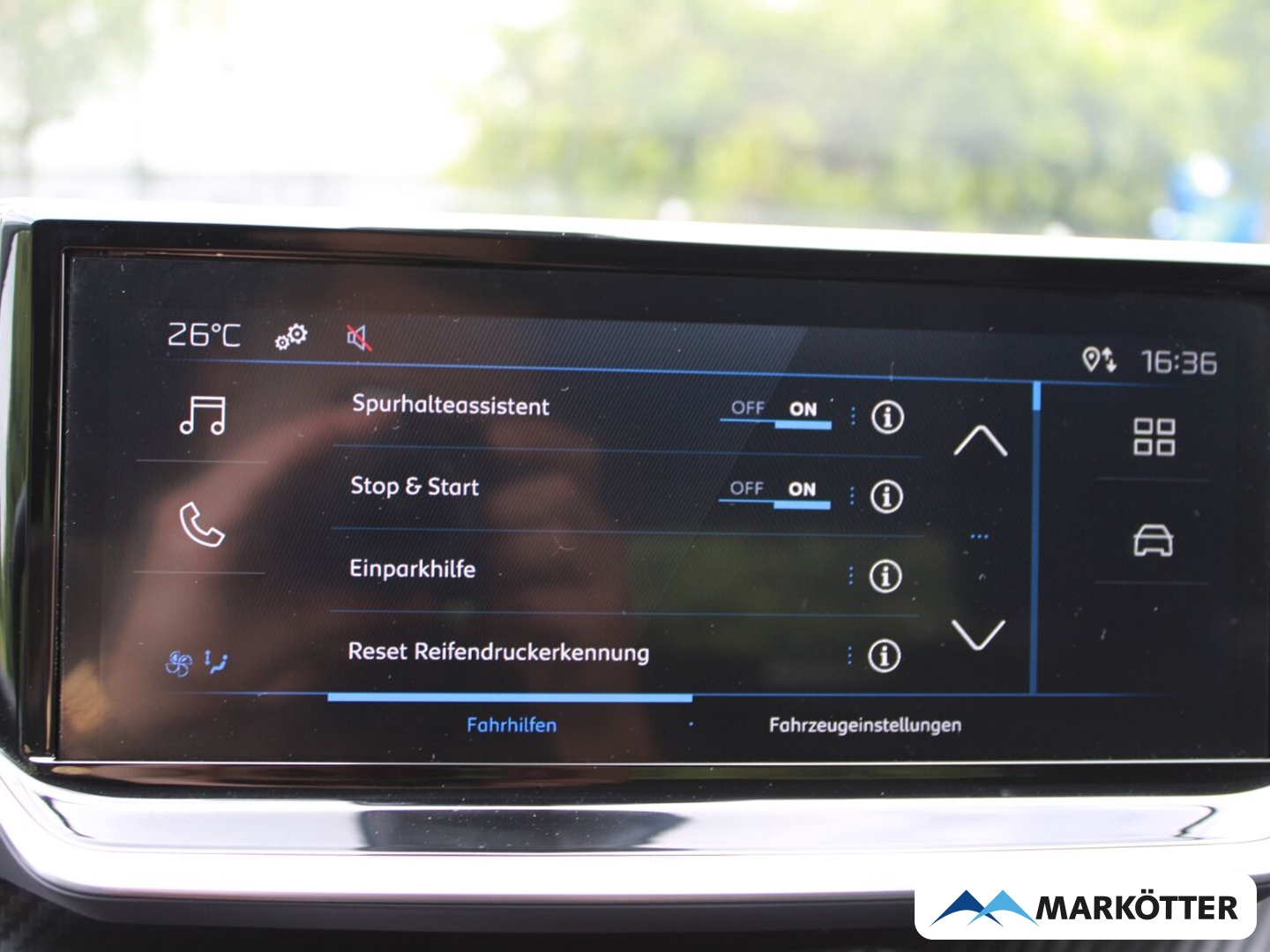 Fahrzeugabbildung Peugeot 208 Active CARPLAY/PDC/TEMPO/