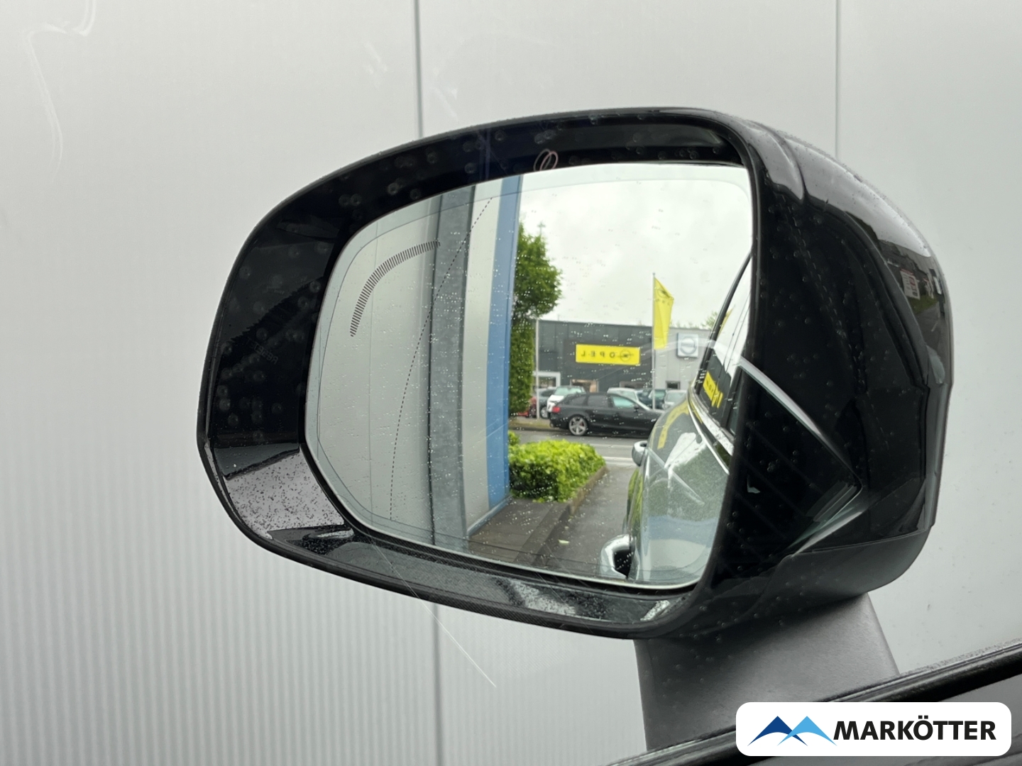 Fahrzeugabbildung Volvo XC90 T8 AWD Plus Dark ACC/H&K/360°/7-Sitze