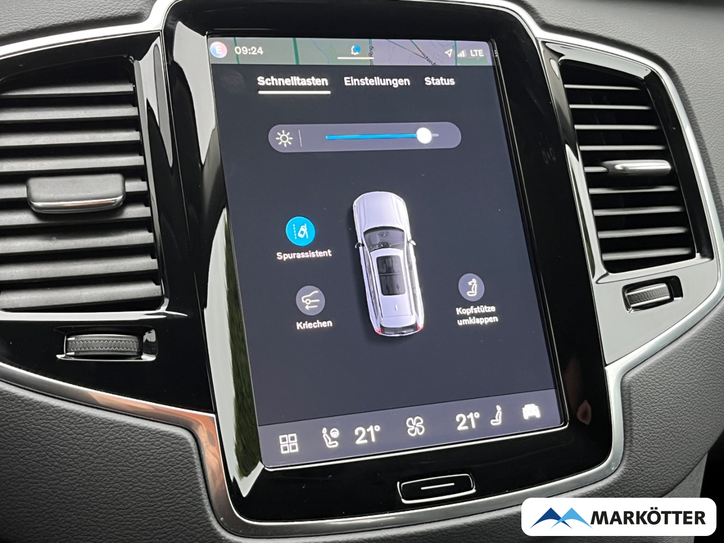 Fahrzeugabbildung Volvo XC90 T8 AWD Plus Dark ACC/H&K/360°/7-Sitze