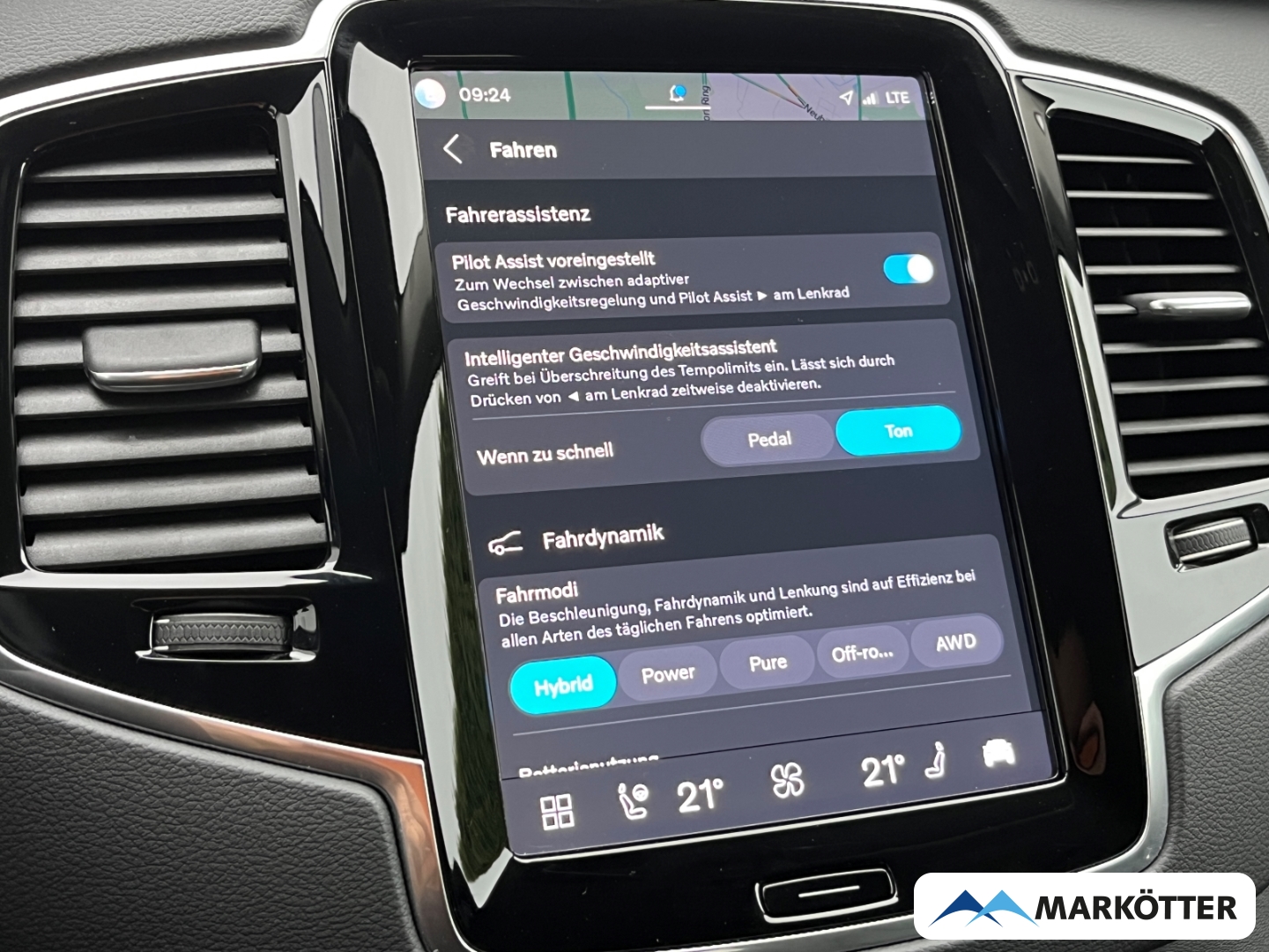 Fahrzeugabbildung Volvo XC90 T8 AWD Plus Dark ACC/H&K/360°/7-Sitze