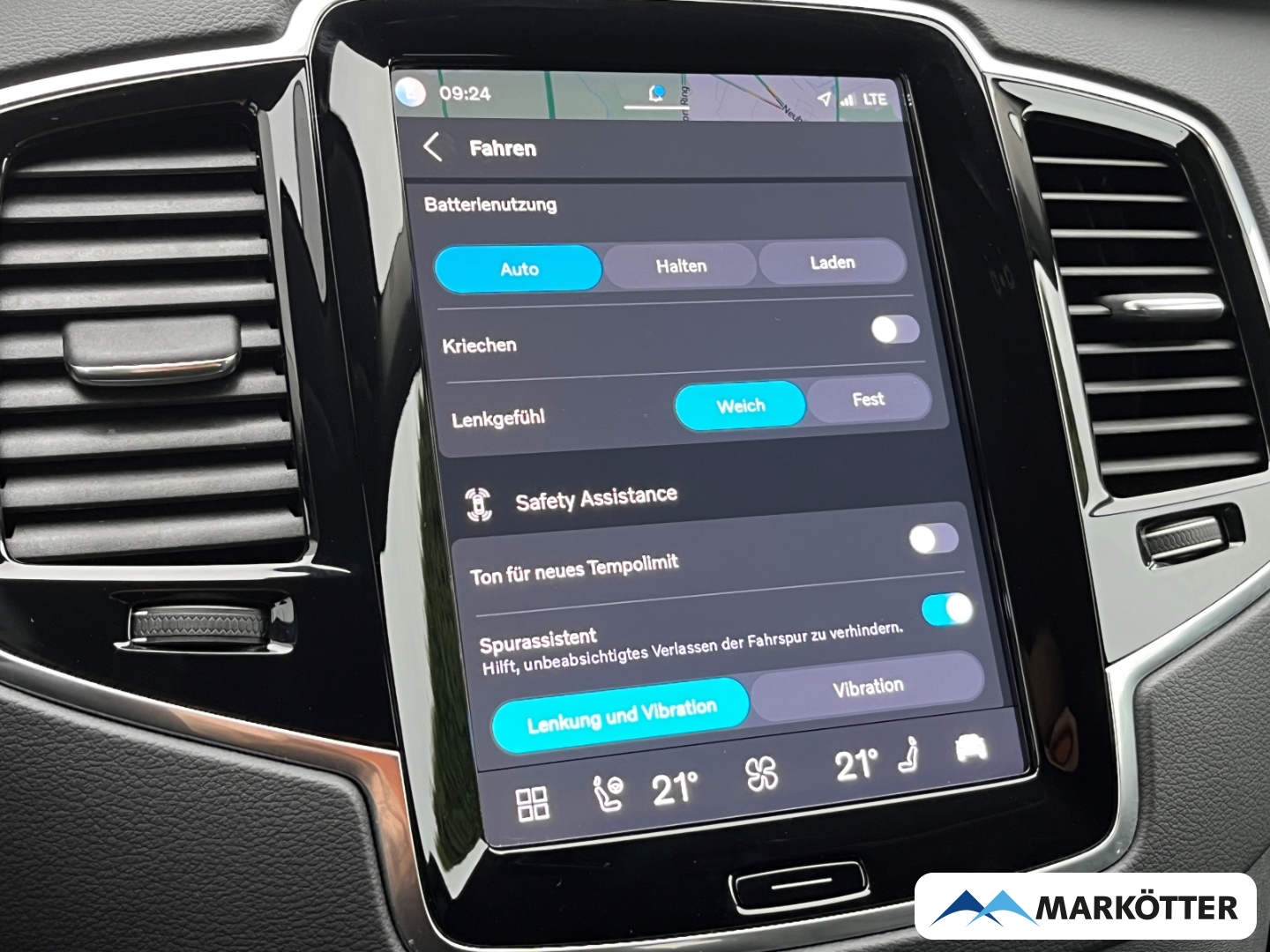 Fahrzeugabbildung Volvo XC90 T8 AWD Plus Dark ACC/H&K/360°/7-Sitze