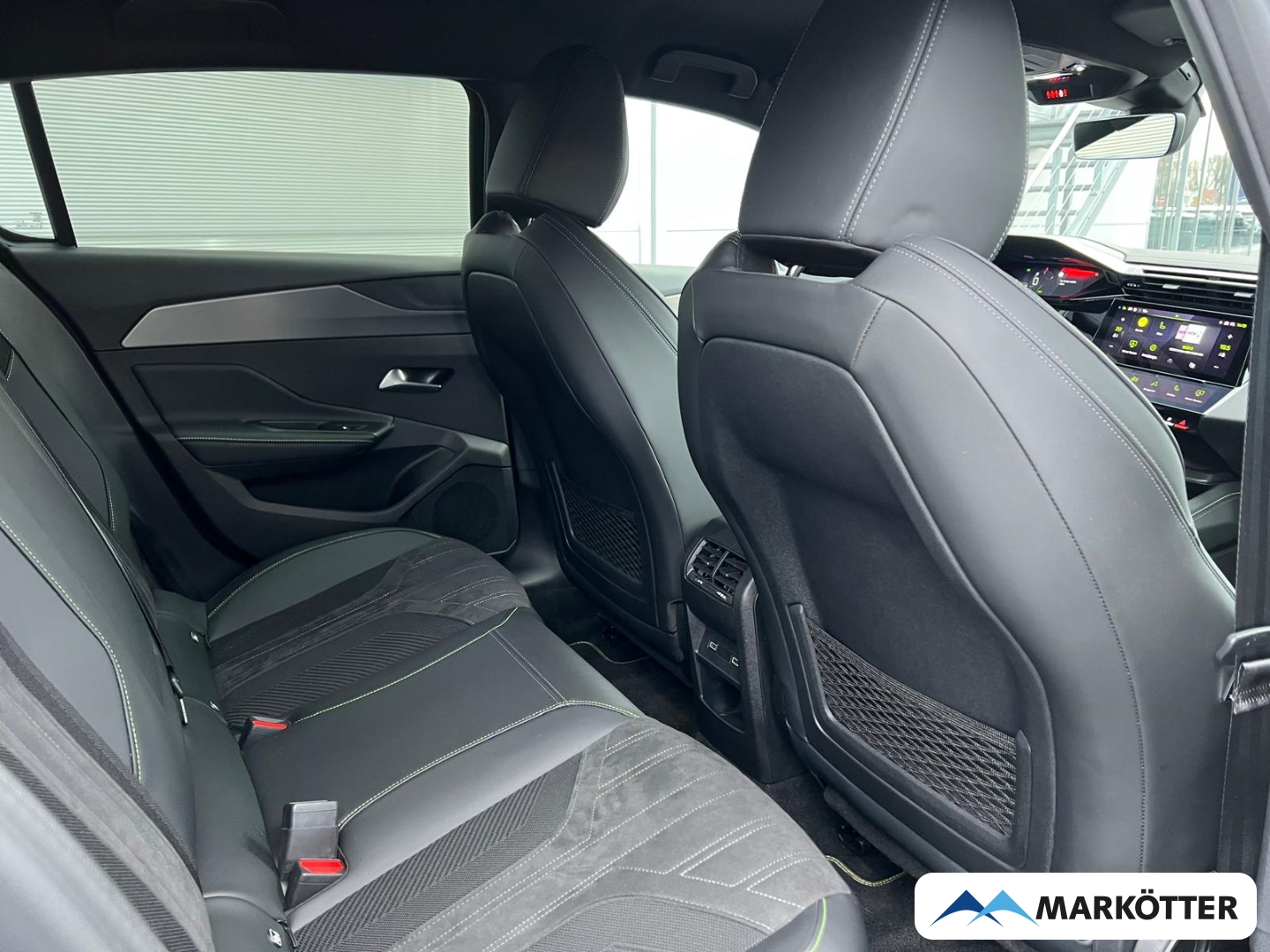 Fahrzeugabbildung Peugeot 308 GT PureTech 130 SH/LED/TEMP/BLIS/NAVI/CAM180°