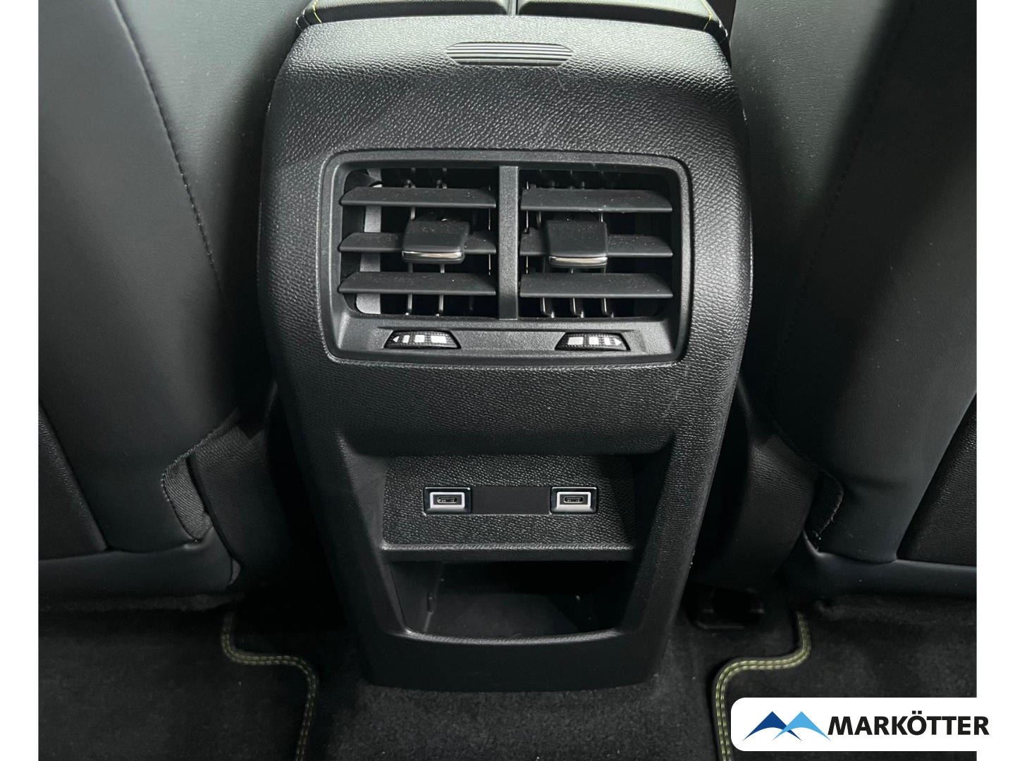 Fahrzeugabbildung Peugeot 308 GT PureTech 130 SH/LED/TEMP/BLIS/NAVI/CAM180°