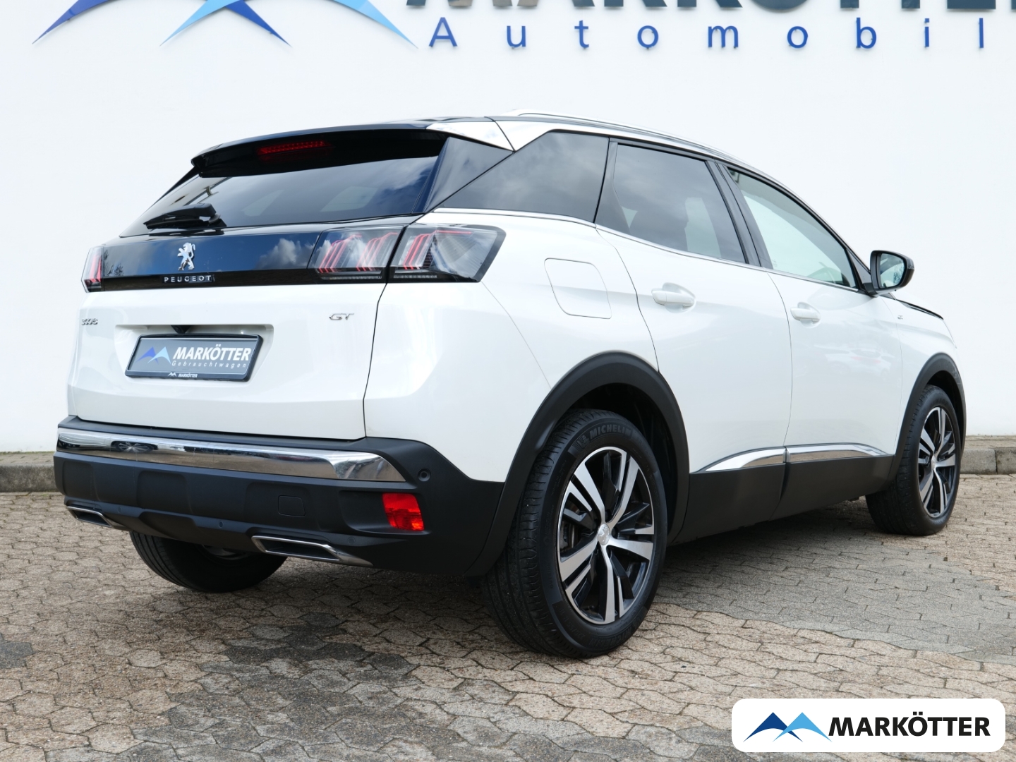 Fahrzeugabbildung Peugeot 3008 GT 1.2 PureTech 130 EU6d ab 1,99%/ ACC/PANO/BLIS/CAM