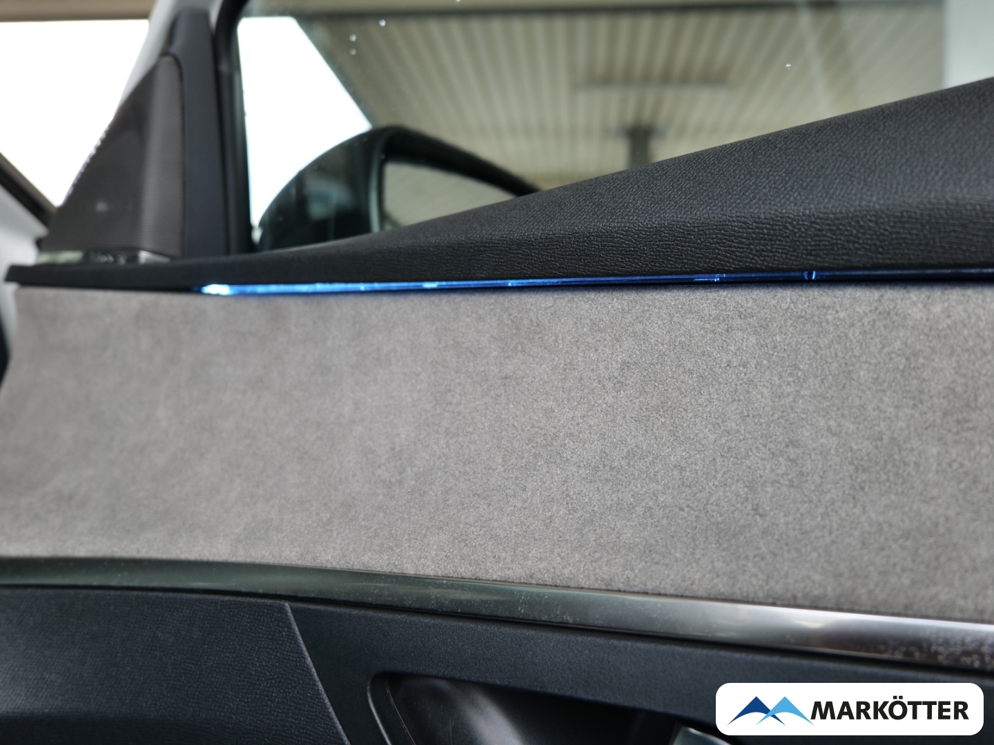 Fahrzeugabbildung Peugeot 3008 GT 1.2 PureTech 130 EU6d ab 1,99%/ ACC/PANO/BLIS/CAM