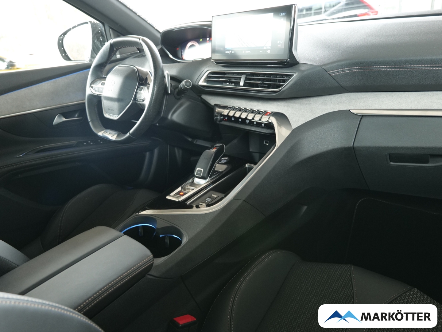 Fahrzeugabbildung Peugeot 3008 GT 1.2 PureTech 130 EU6d ab 1,99%/ ACC/PANO/BLIS/CAM