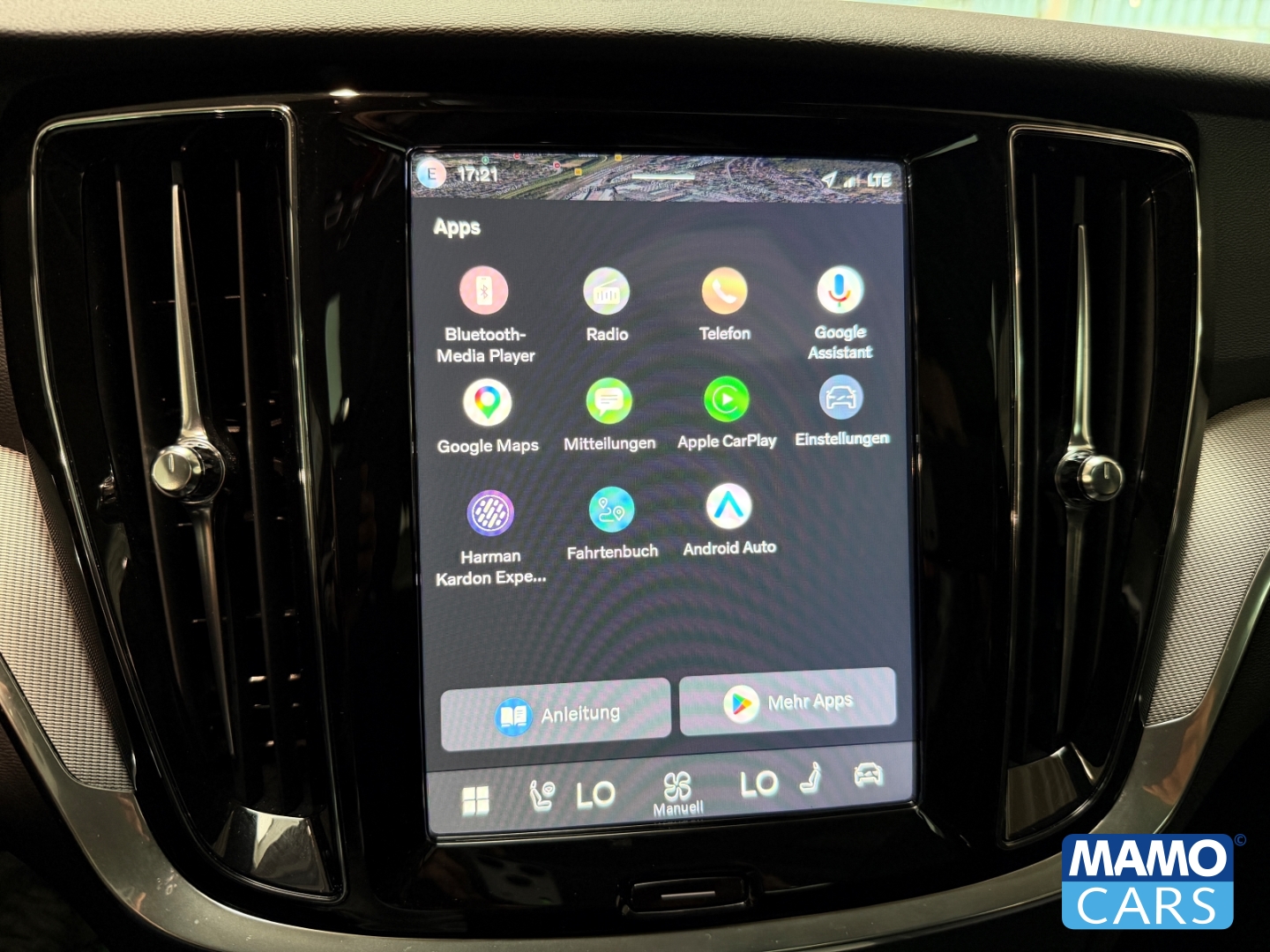 Fahrzeugabbildung Volvo V60 B4 Plus Dark ACC/BLIS/HUD/360°/PANO