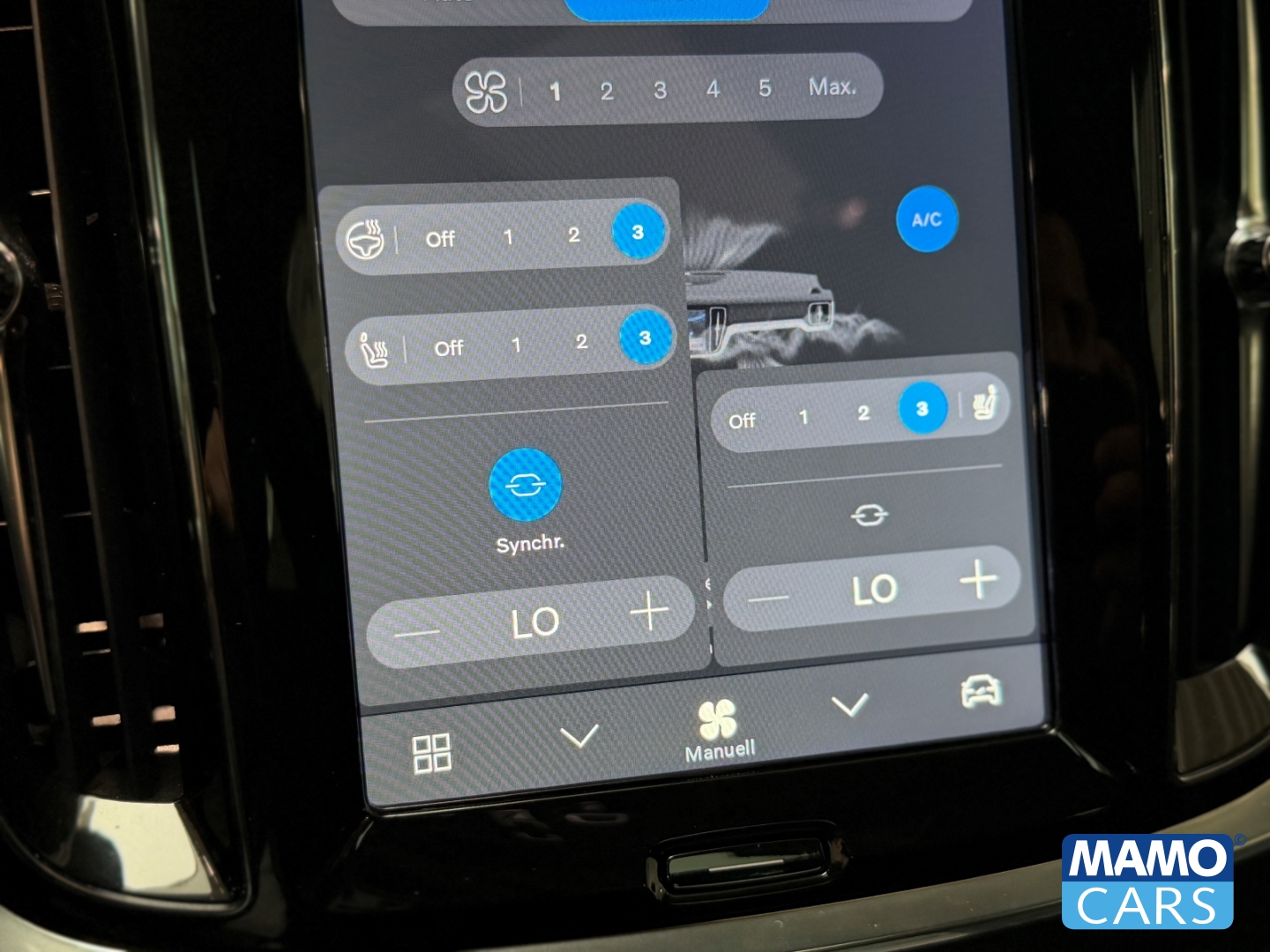 Fahrzeugabbildung Volvo V60 B4 Plus Dark ACC/BLIS/HUD/360°/PANO