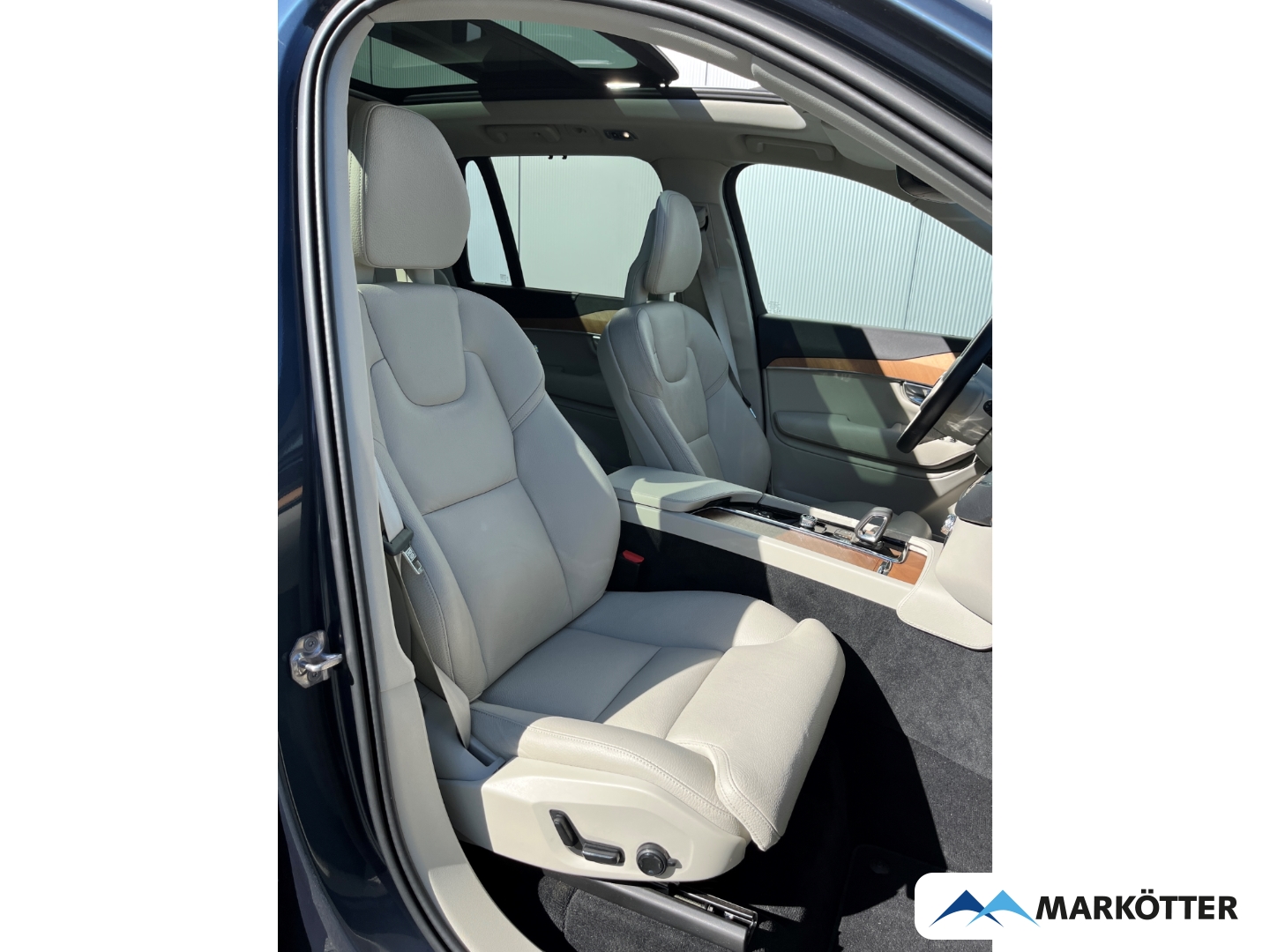 Fahrzeugabbildung Volvo XC90 T8 AWD Inscription Exp. Recharge ACC/S-Dach