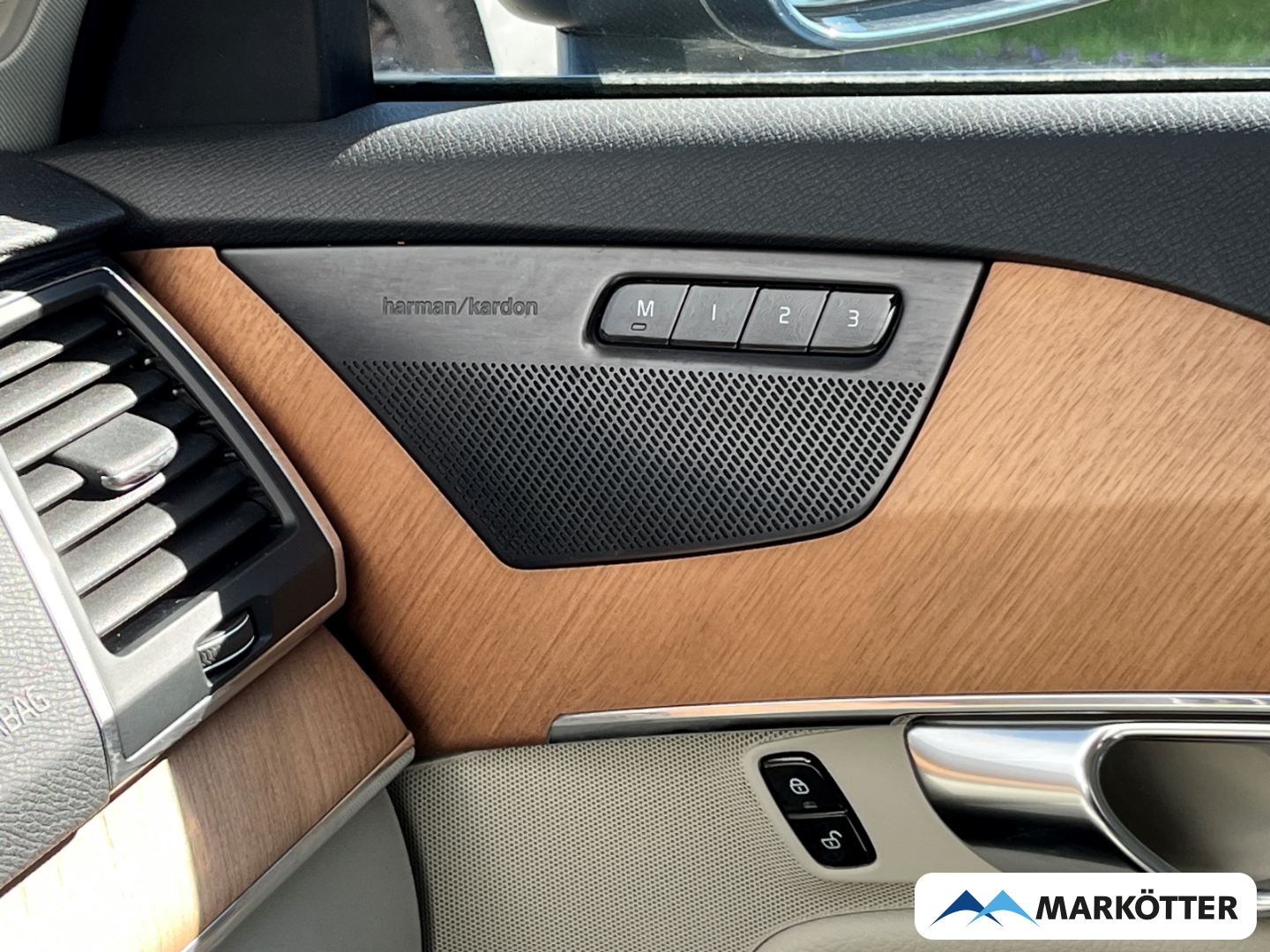 Fahrzeugabbildung Volvo XC90 T8 AWD Inscription Exp. Recharge ACC/S-Dach