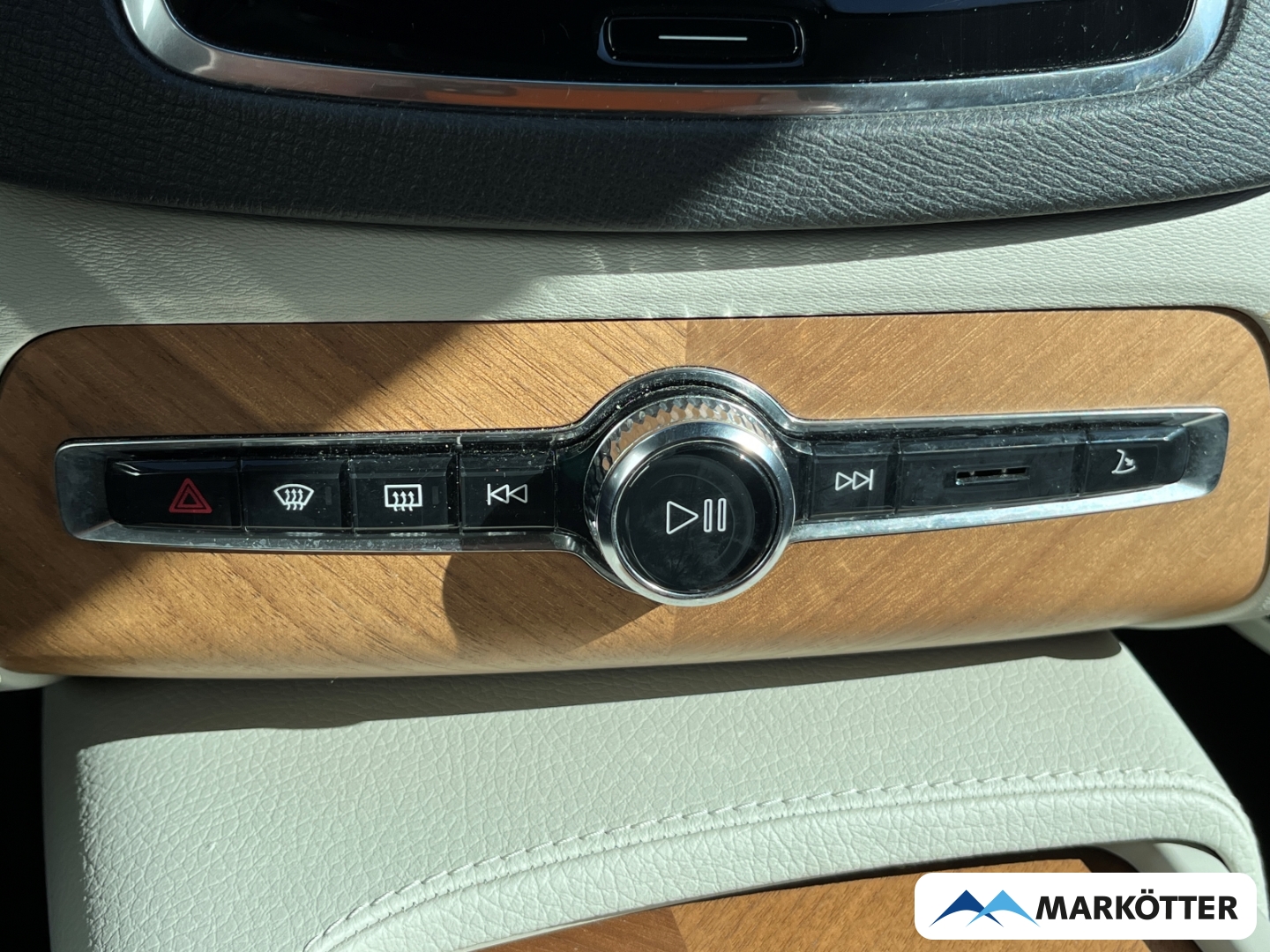 Fahrzeugabbildung Volvo XC90 T8 AWD Inscription Exp. Recharge ACC/S-Dach