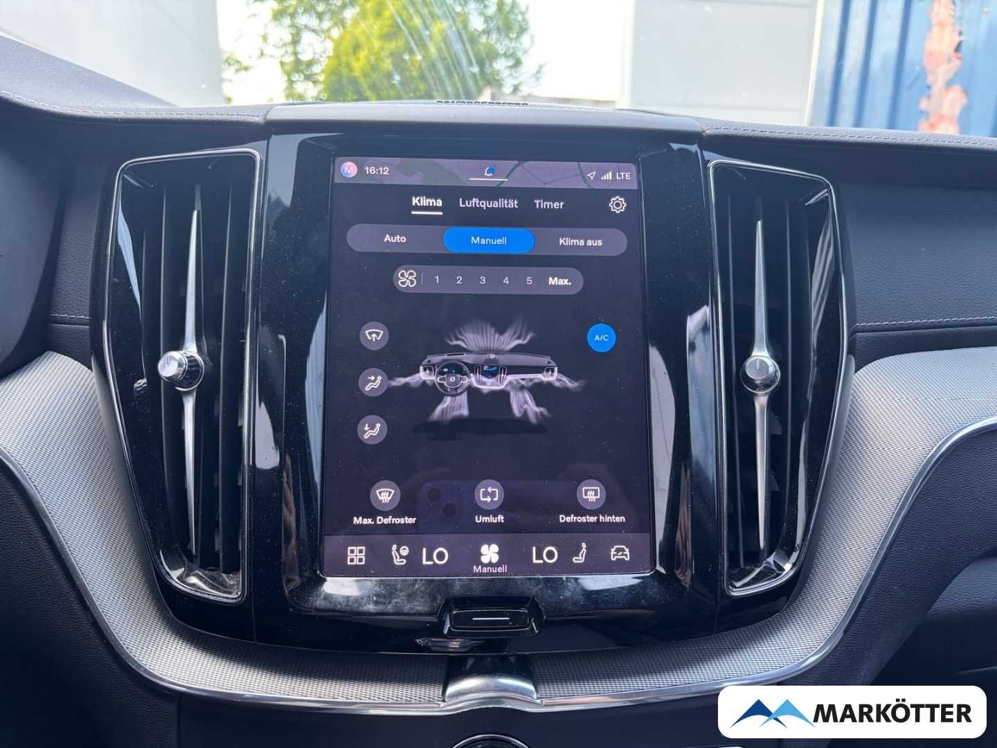 Fahrzeugabbildung Volvo XC60 T8 AWD Ultimate Dark Recharge ACC/AHK/HUD