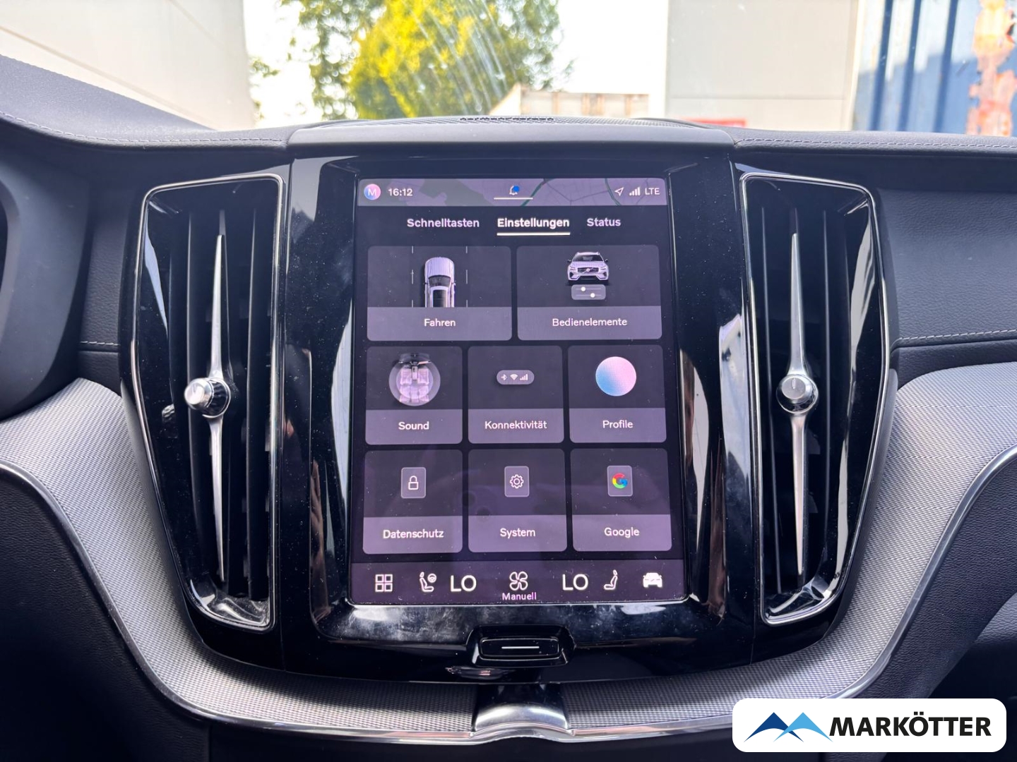 Fahrzeugabbildung Volvo XC60 T8 AWD Ultimate Dark Recharge ACC/AHK/HUD