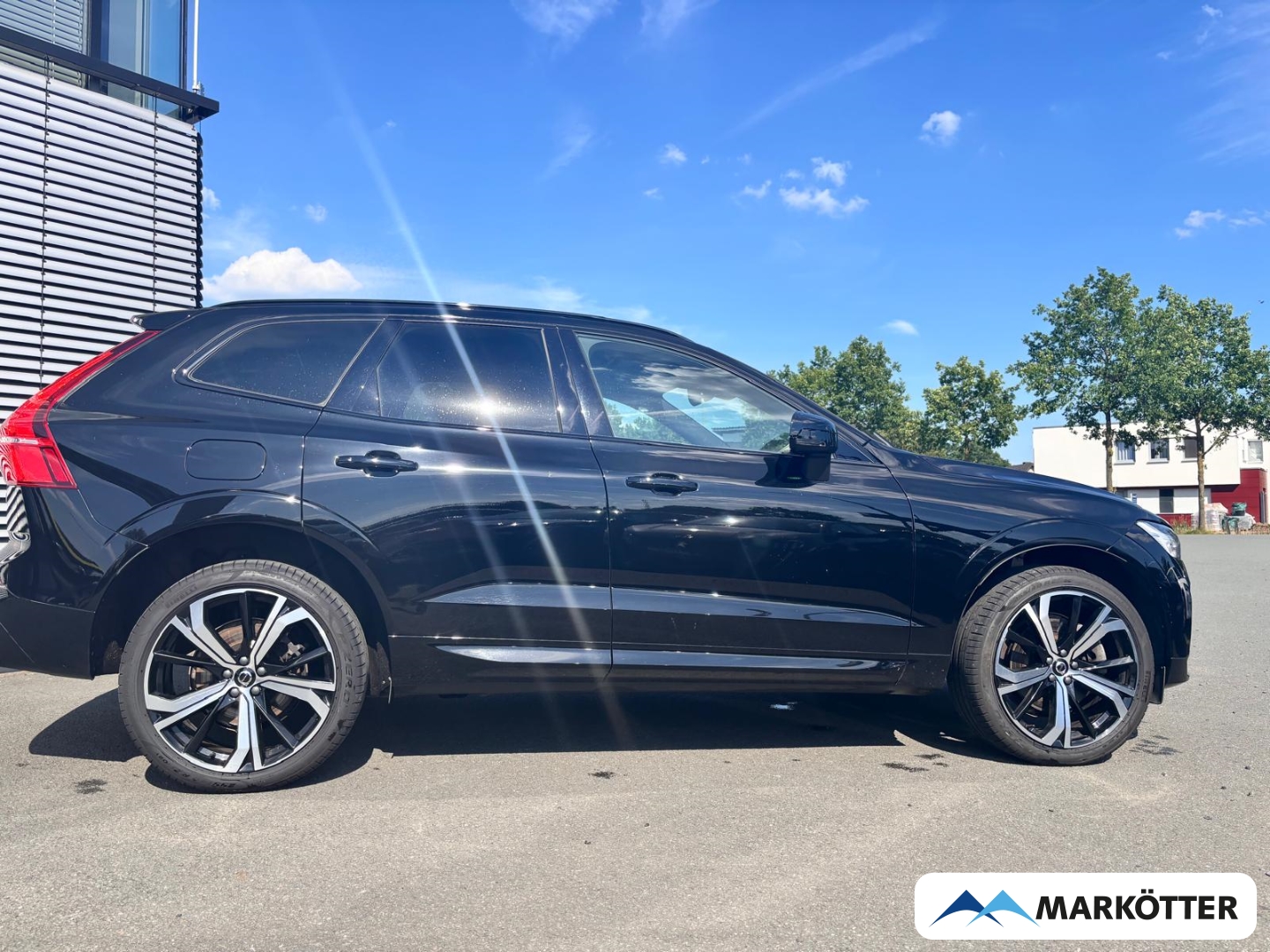 Fahrzeugabbildung Volvo XC60 T8 AWD Ultimate Dark Recharge ACC/AHK/HUD