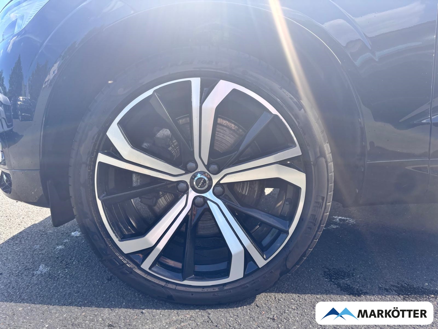 Fahrzeugabbildung Volvo XC60 T8 AWD Ultimate Dark Recharge ACC/AHK/HUD
