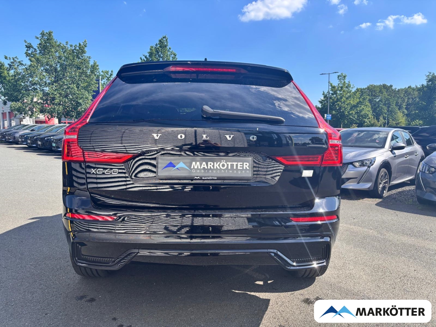 Fahrzeugabbildung Volvo XC60 T8 AWD Ultimate Dark Recharge ACC/AHK/HUD