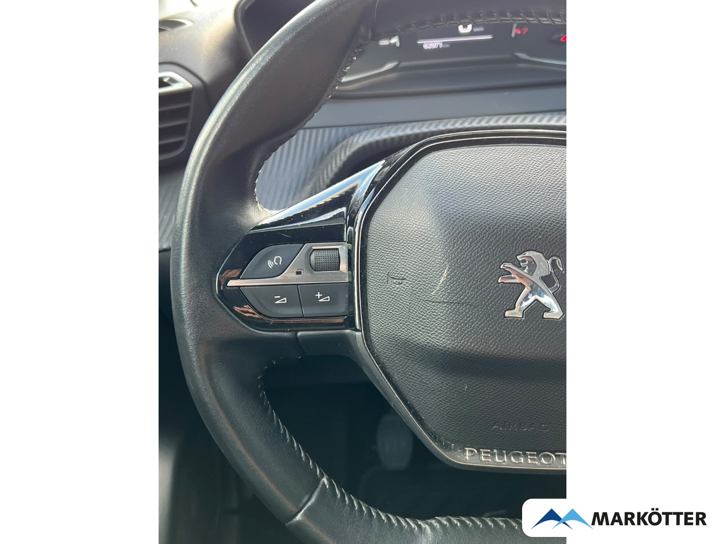 Fahrzeugabbildung Peugeot 208 1.2 Active Pack CARPLAY/DAB/KLIMA/LED/SH/TEMP