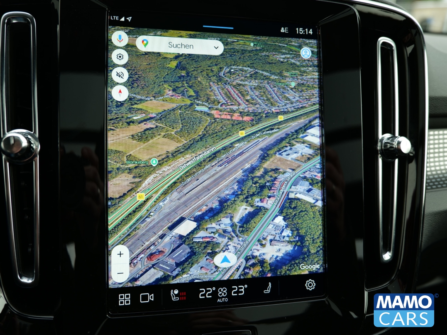 Fahrzeugabbildung Volvo XC40 B3 Ultra Black Edition PANO/BLIS/360CAM