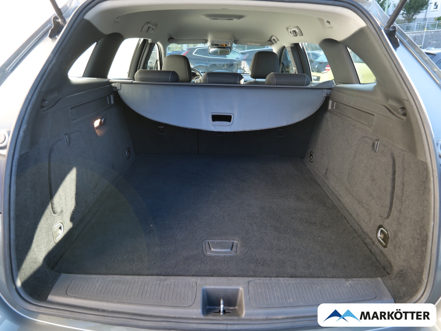 Fahrzeugabbildung Opel Astra K Sports Tourer 1.0 Turbo Edition PDC hin.